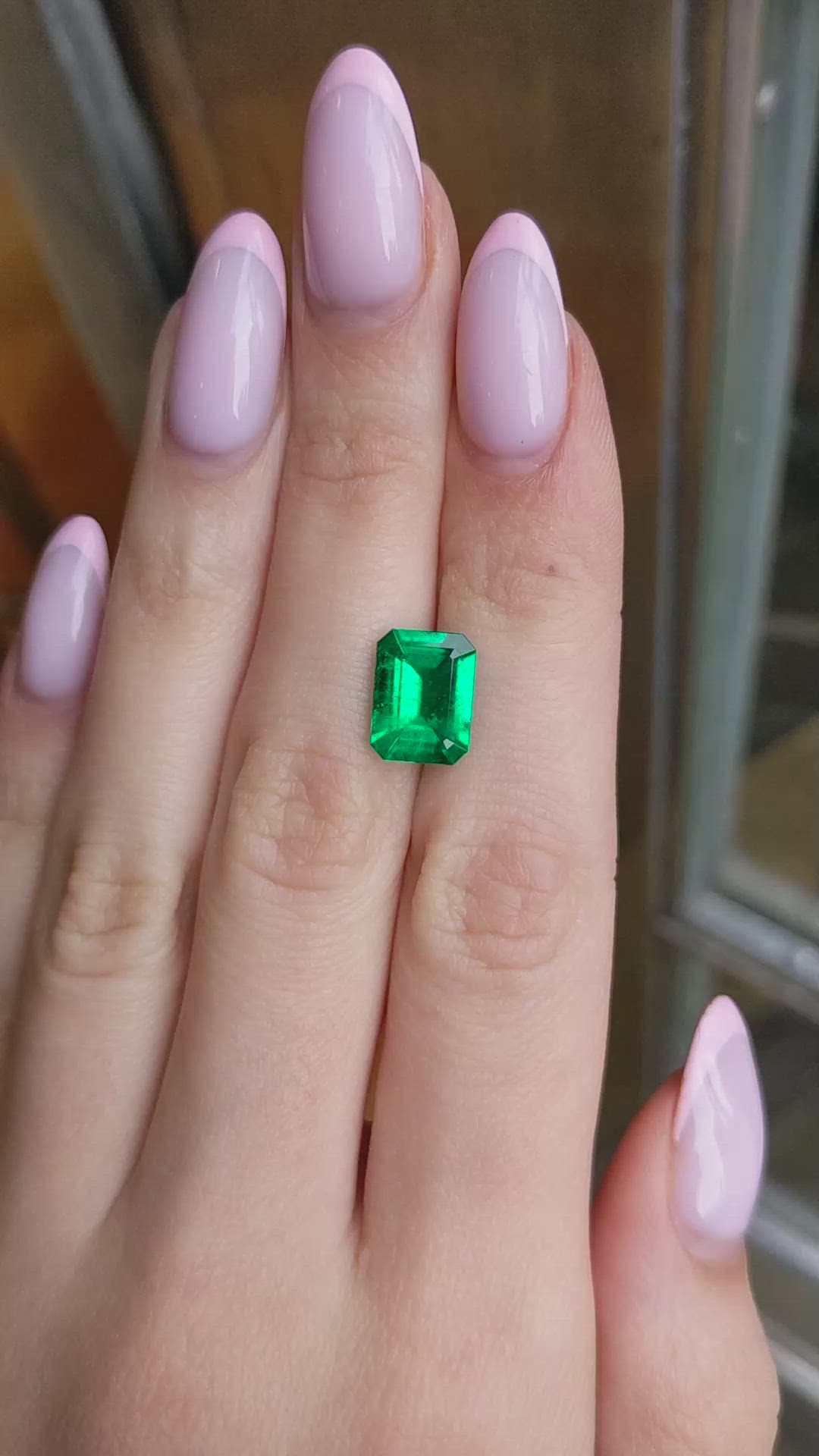 3.17 Ct. Emerald from Colombia - Muzo Size Video