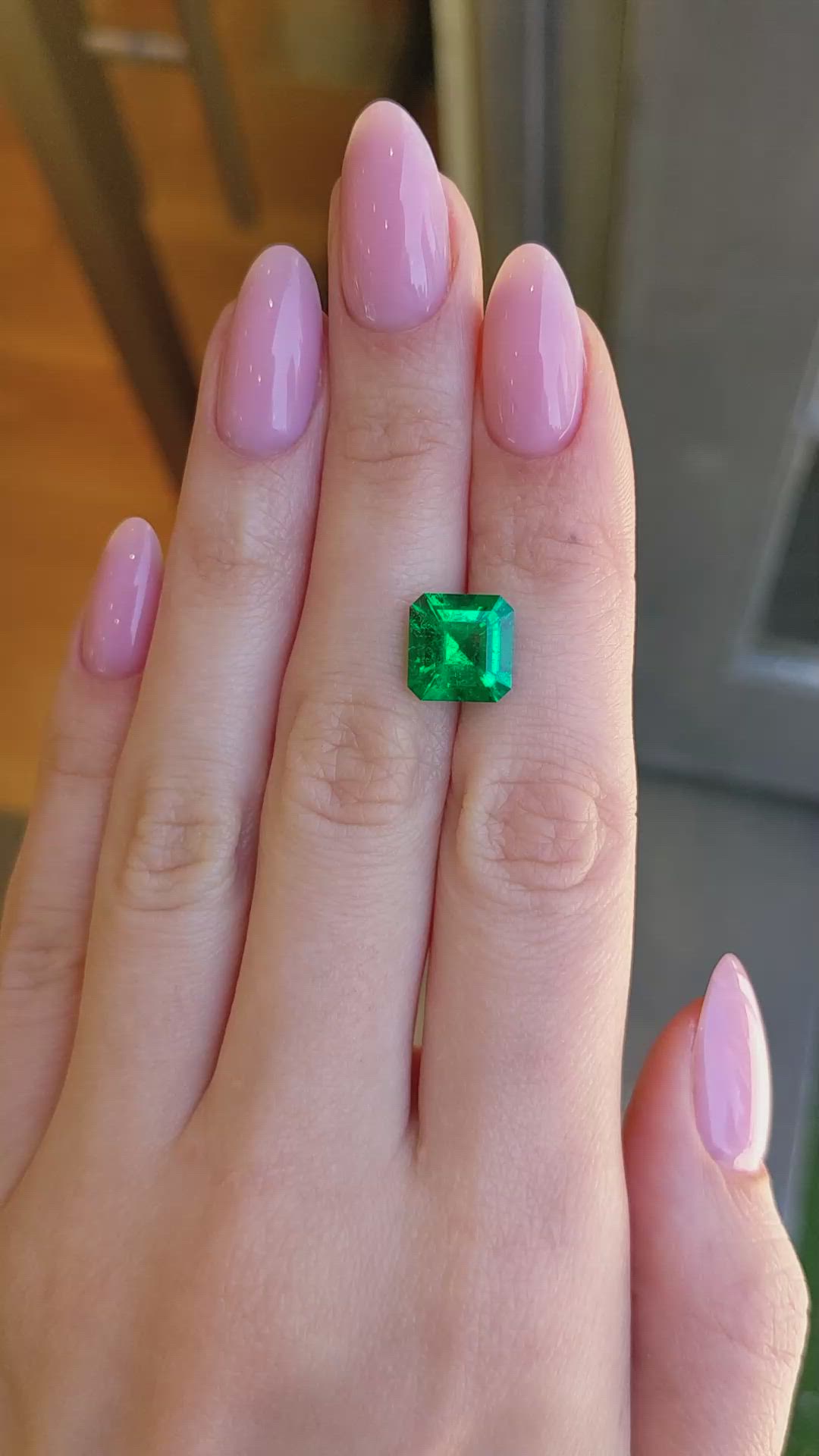 4.03 Ct. Emerald from Colombia - Muzo Size Video