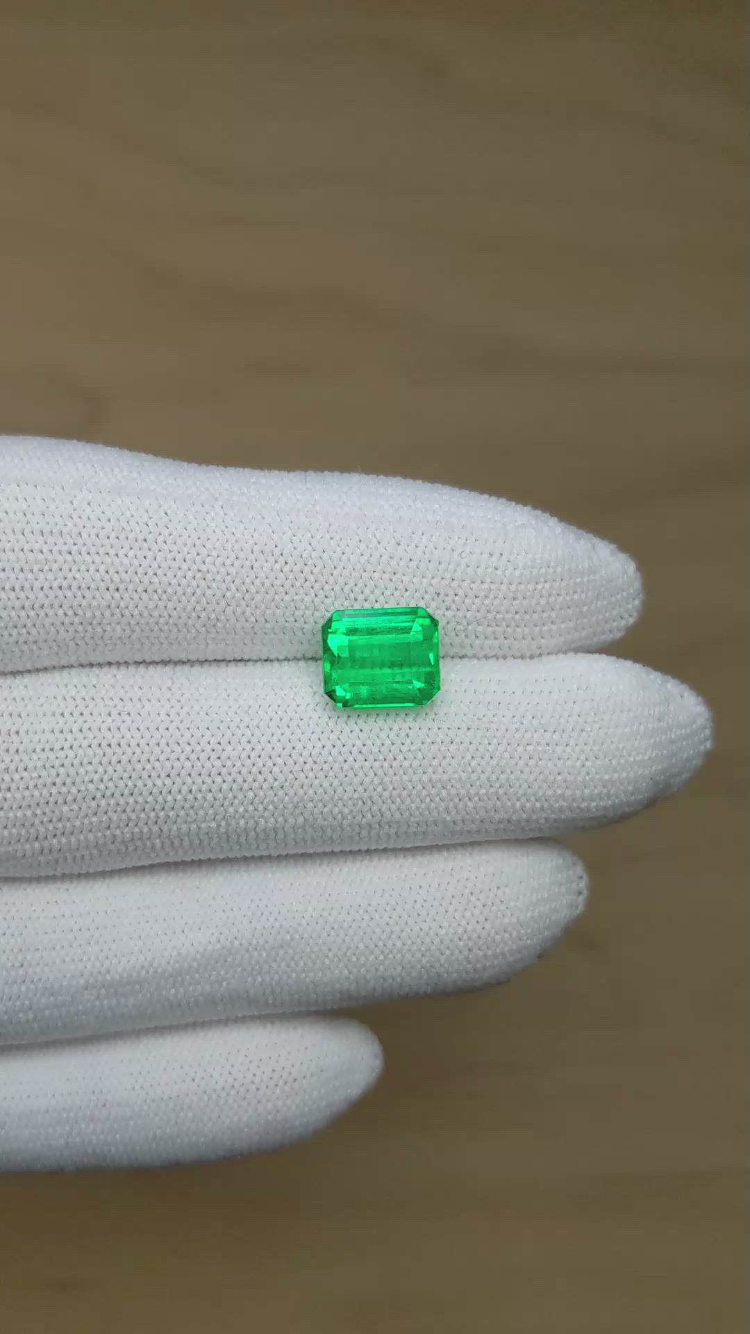 3.26 Ct. Emerald from Colombia Size Video