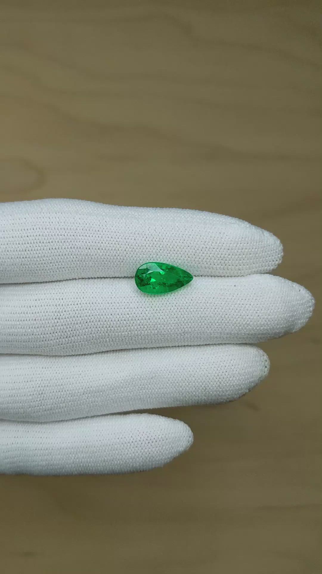 3.09 Ct. Emerald from Colombia Size Video