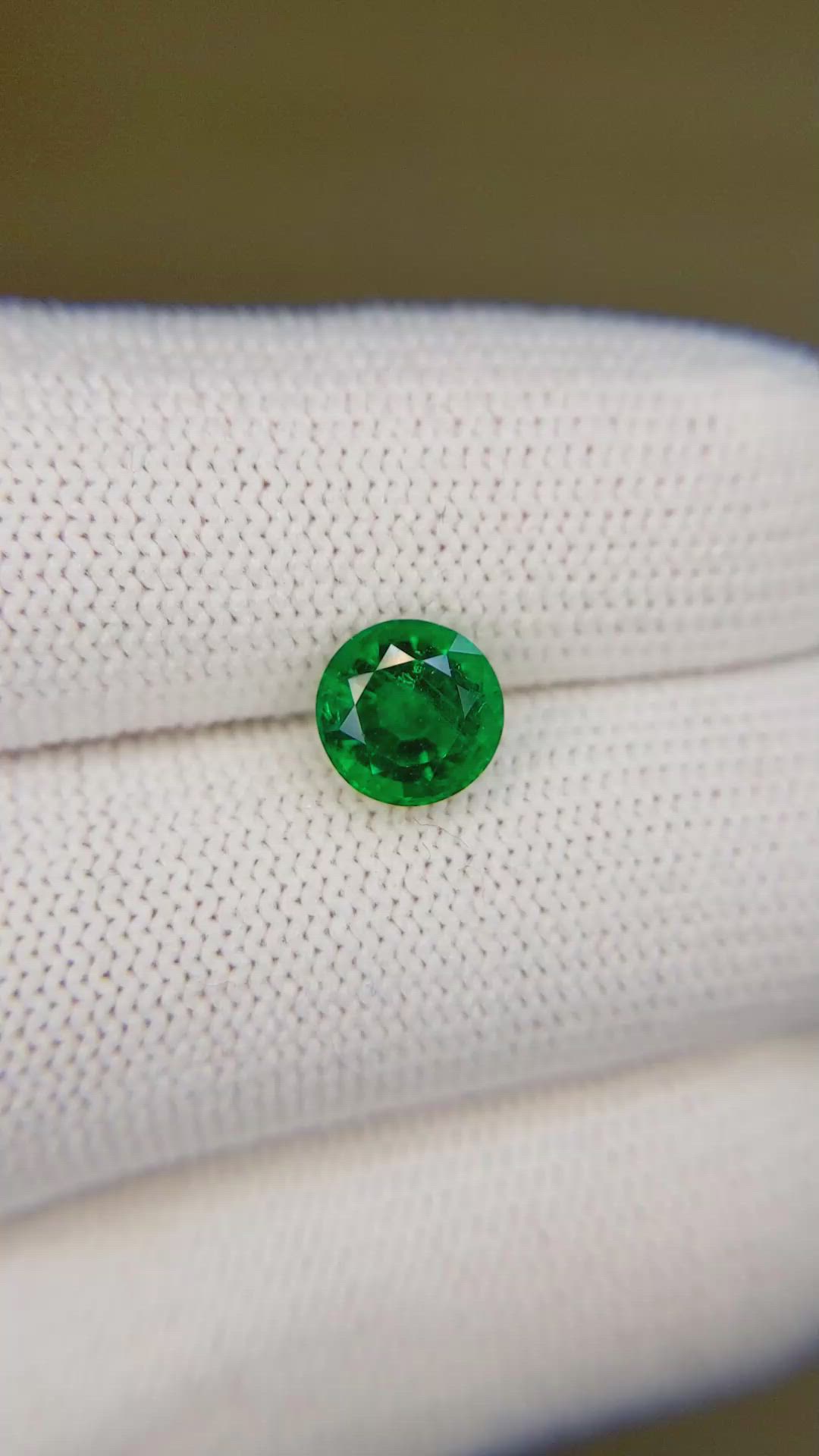 1.31 Ct. Emerald from Zambia Size Video