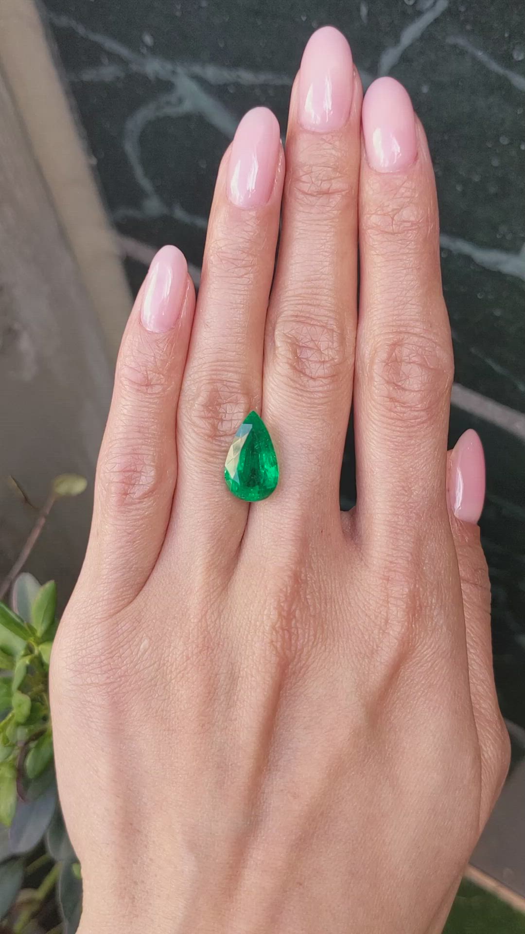 5.49 Ct. Emerald from Zambia Size Video