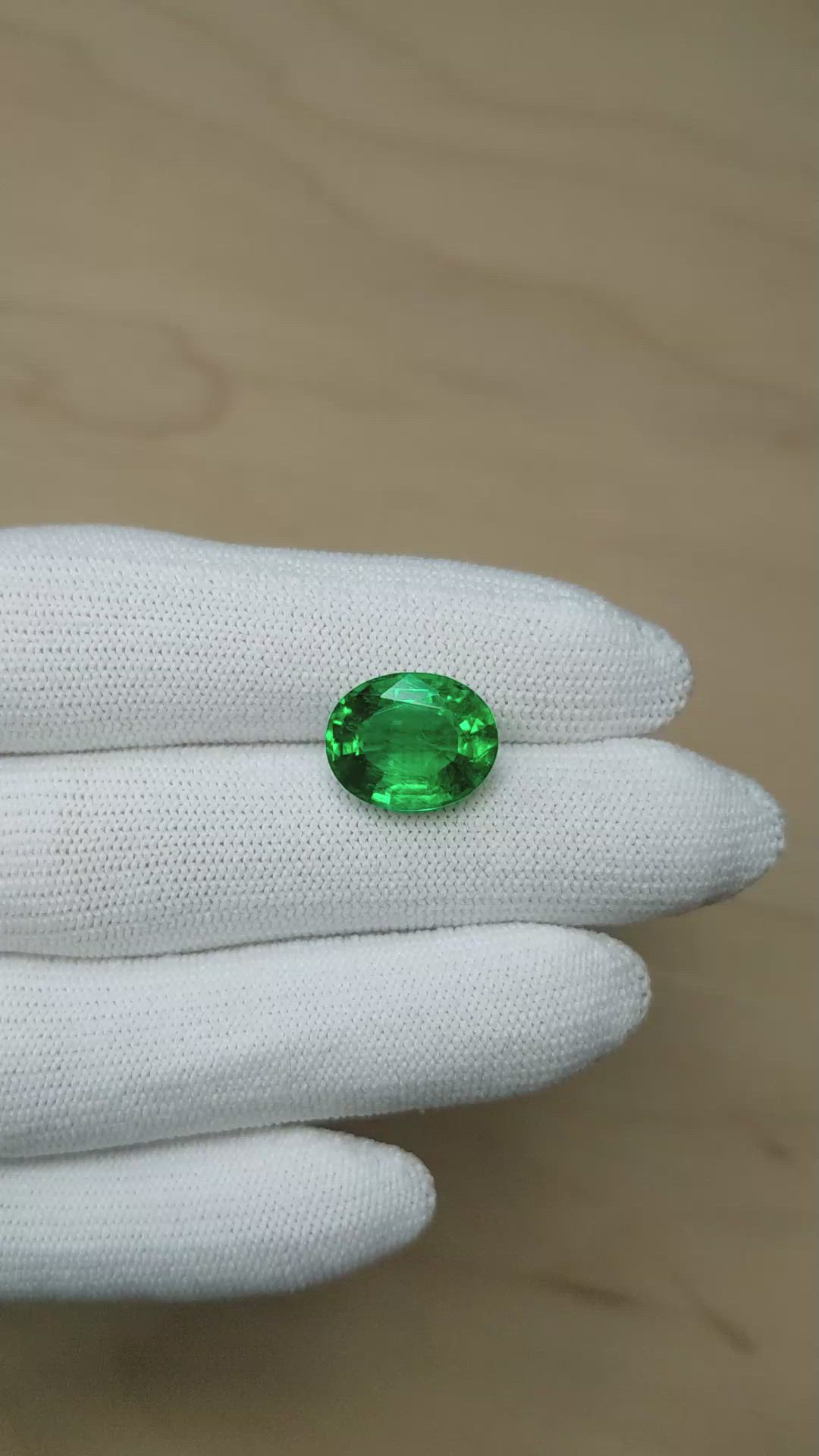 5.48 Ct. Emerald from Zambia Size Video