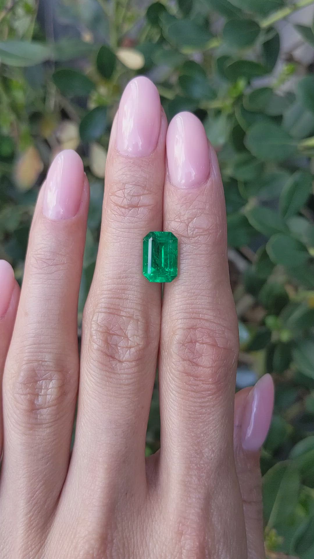 3.14 Ct. Emerald from Zambia Size Video