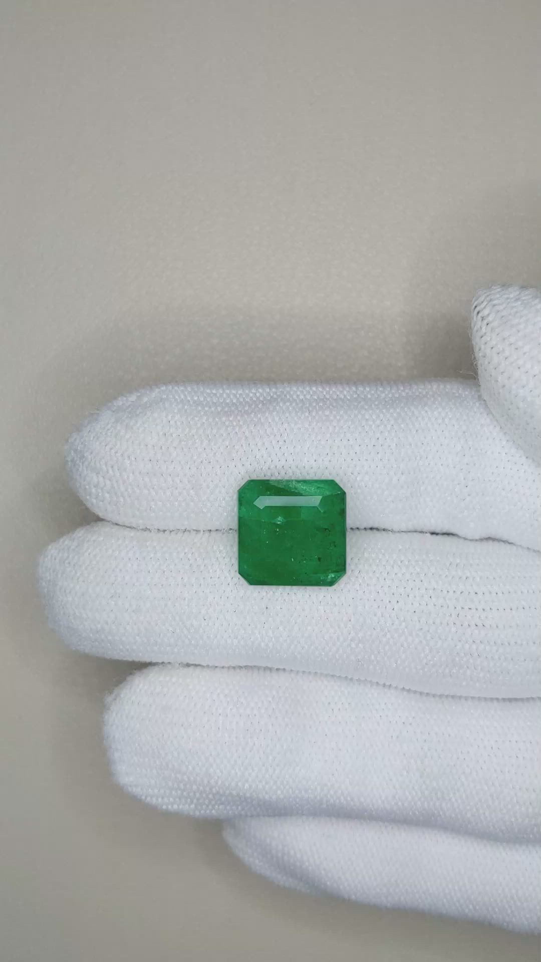 7.01 Ct. Emerald from Zambia Size Video