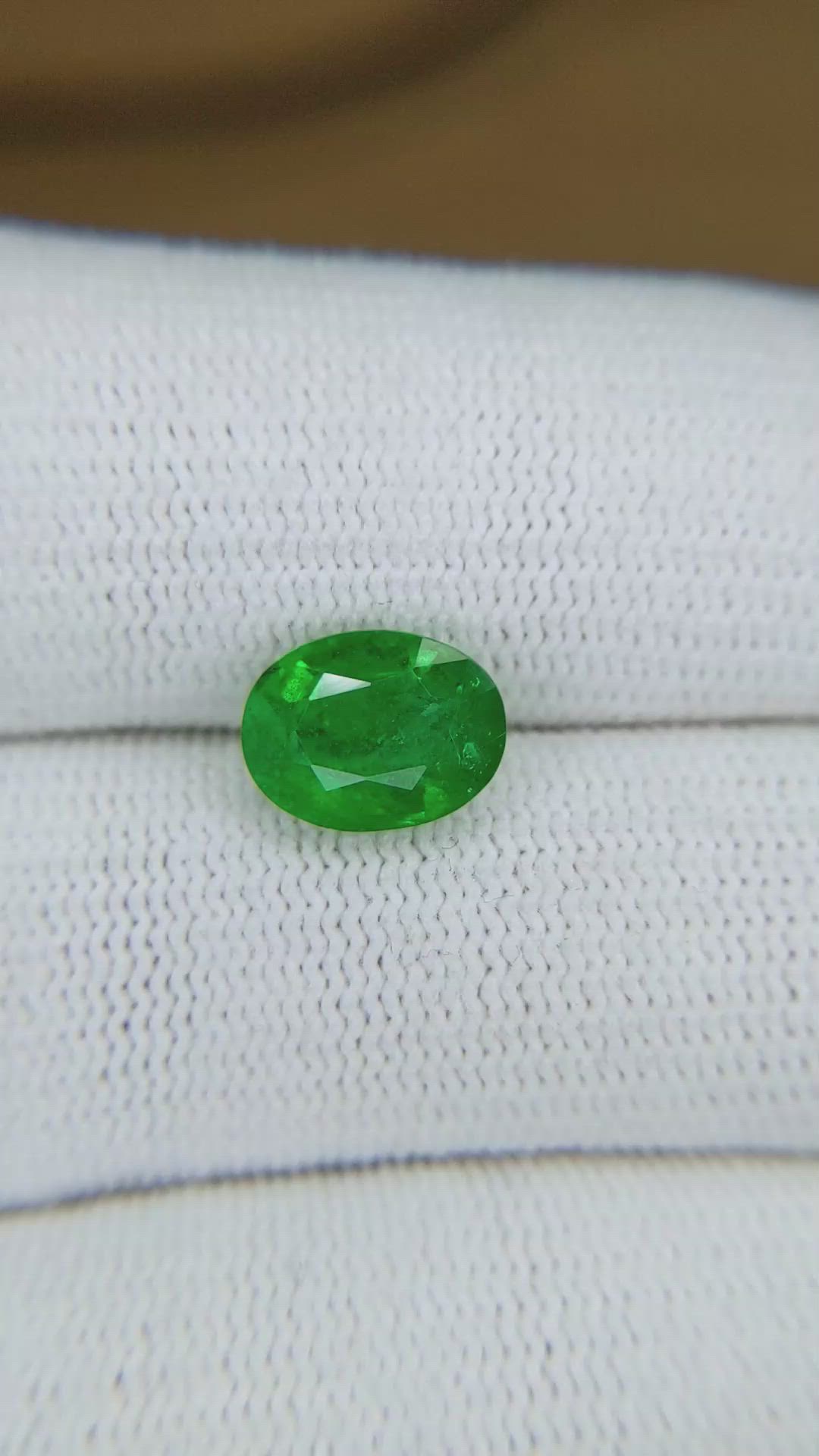 2.21 Ct. Emerald from Zambia Size Video