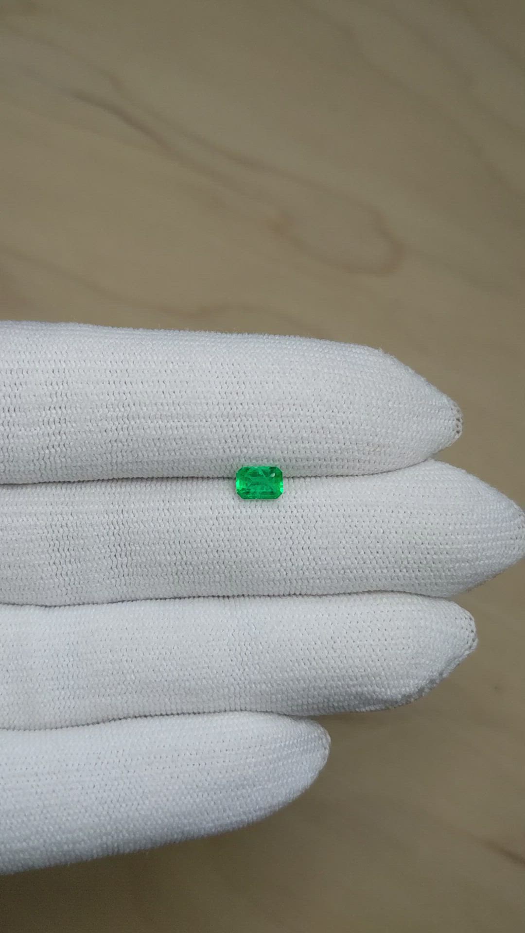 0.46 Ct. Emerald from Afghanistan Size Video