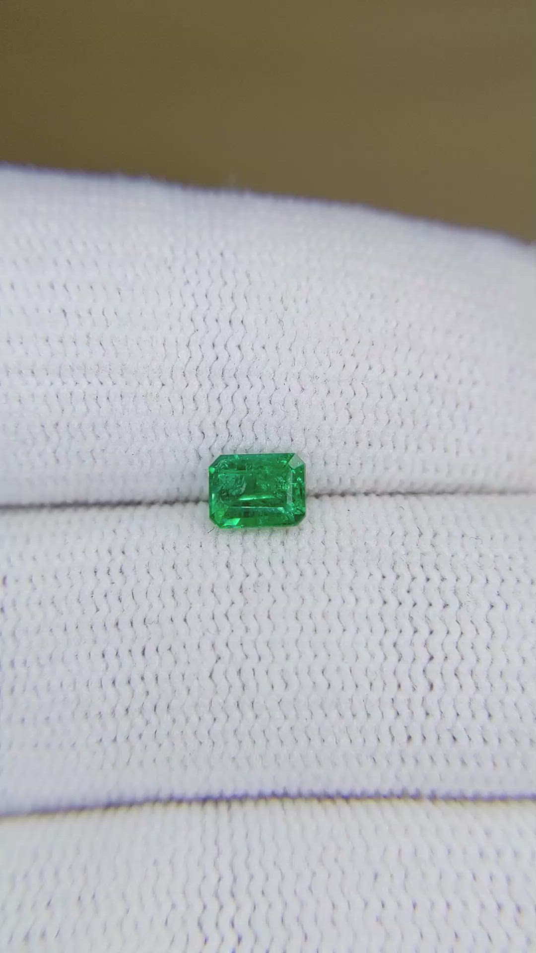 0.45 Ct. Emerald from Afghanistan Size Video