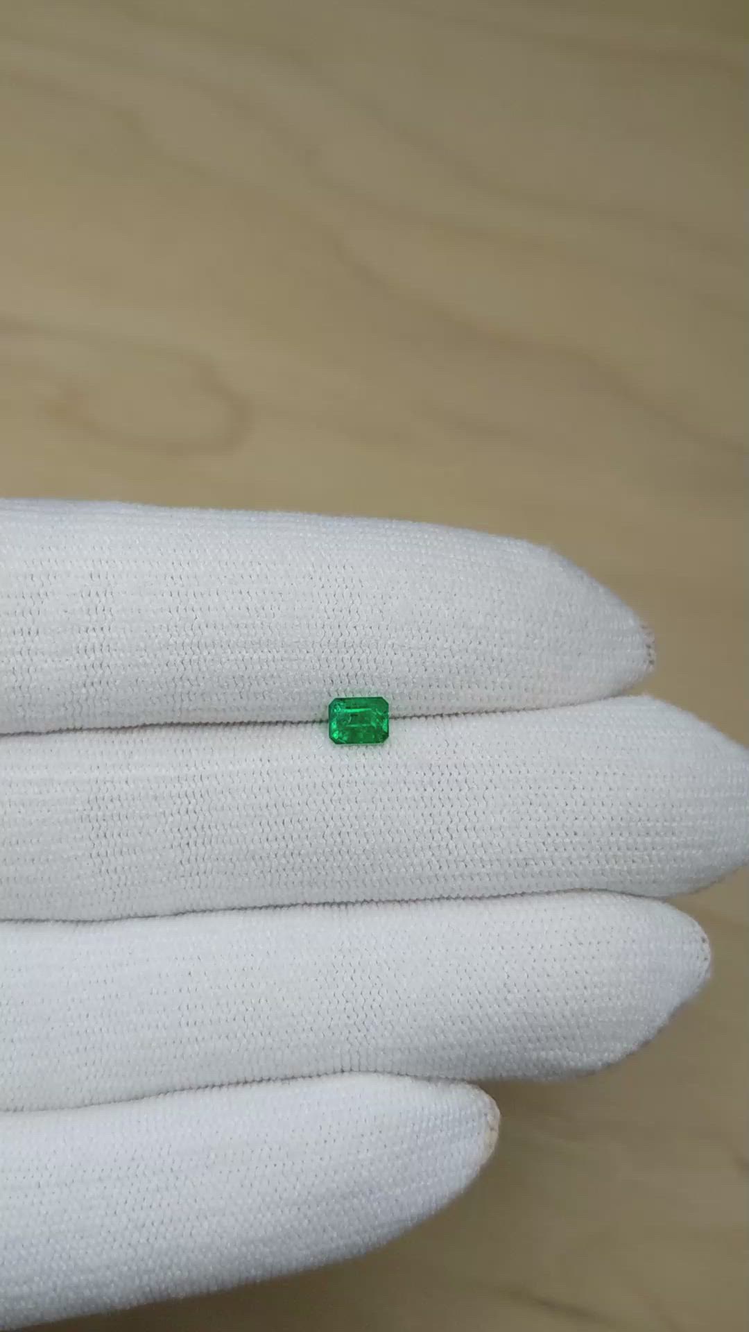 0.45 Ct. Emerald from Afghanistan Size Video