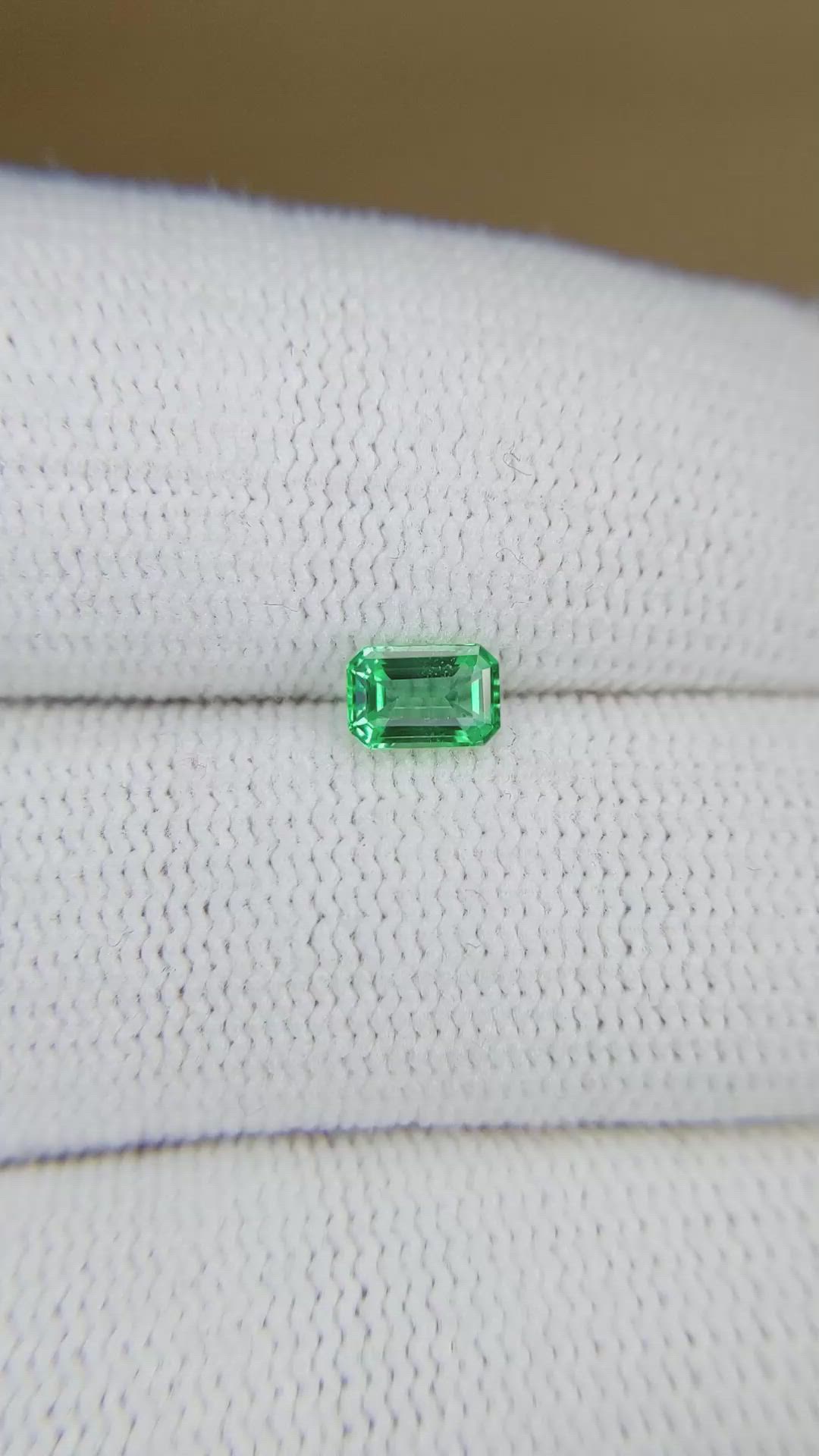 0.40 Ct. Emerald from Afghanistan Size Video