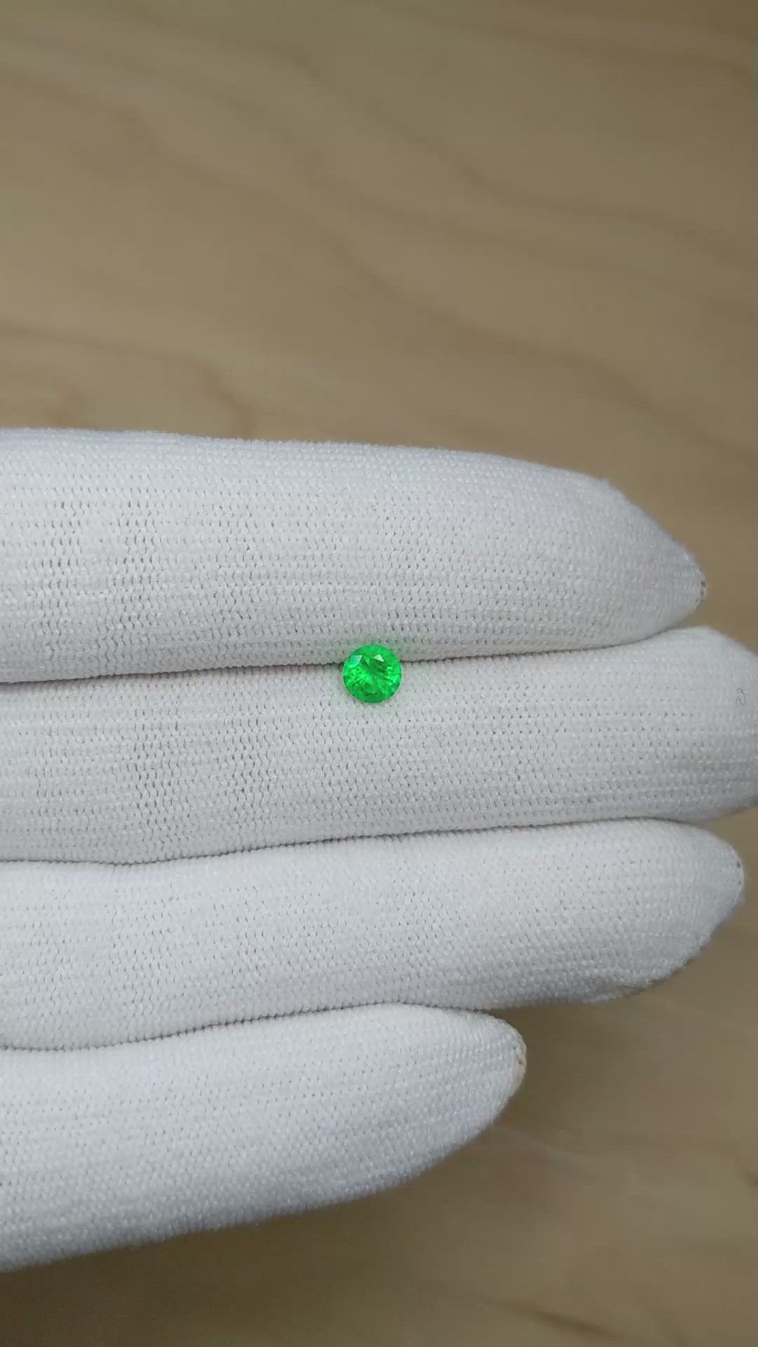0.38 Ct. Emerald from Afghanistan Size Video