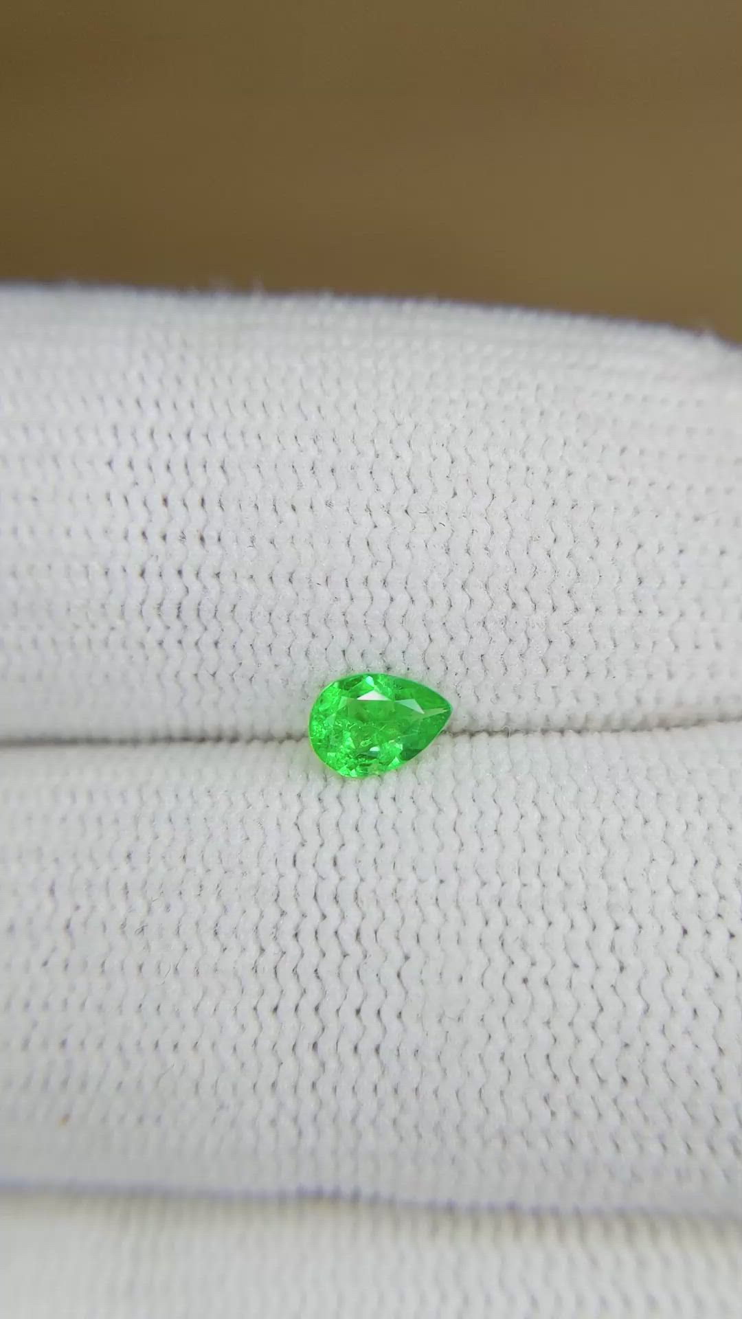 0.23 Ct. Emerald from Afghanistan Size Video