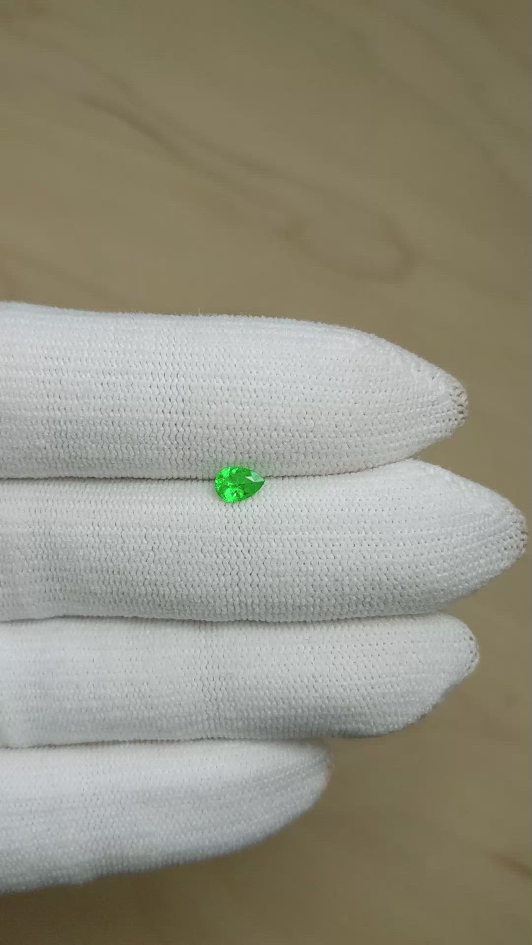 0.23 Ct. Emerald from Afghanistan Size Video