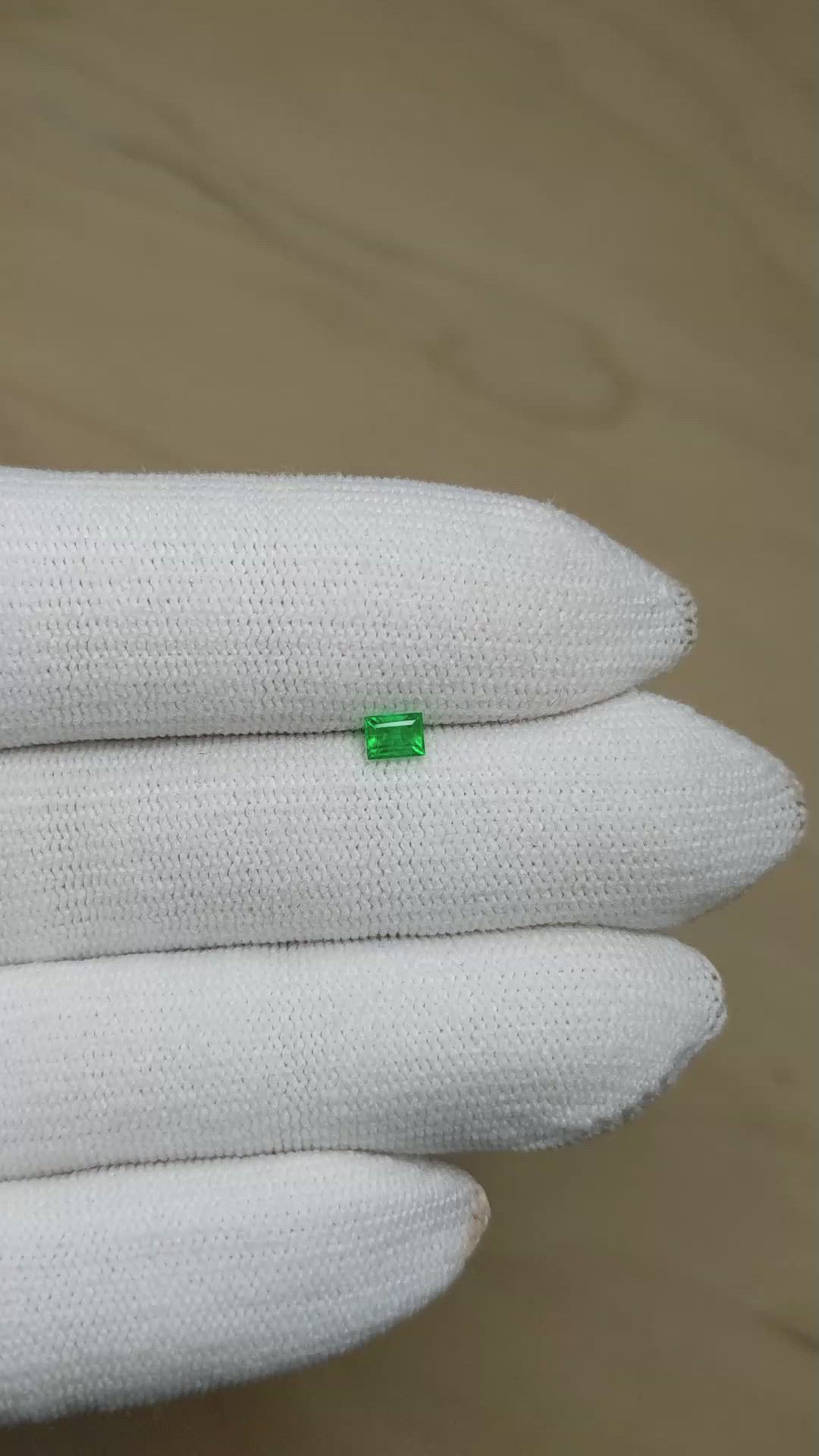 0.23 Ct. Emerald from Afghanistan Size Video