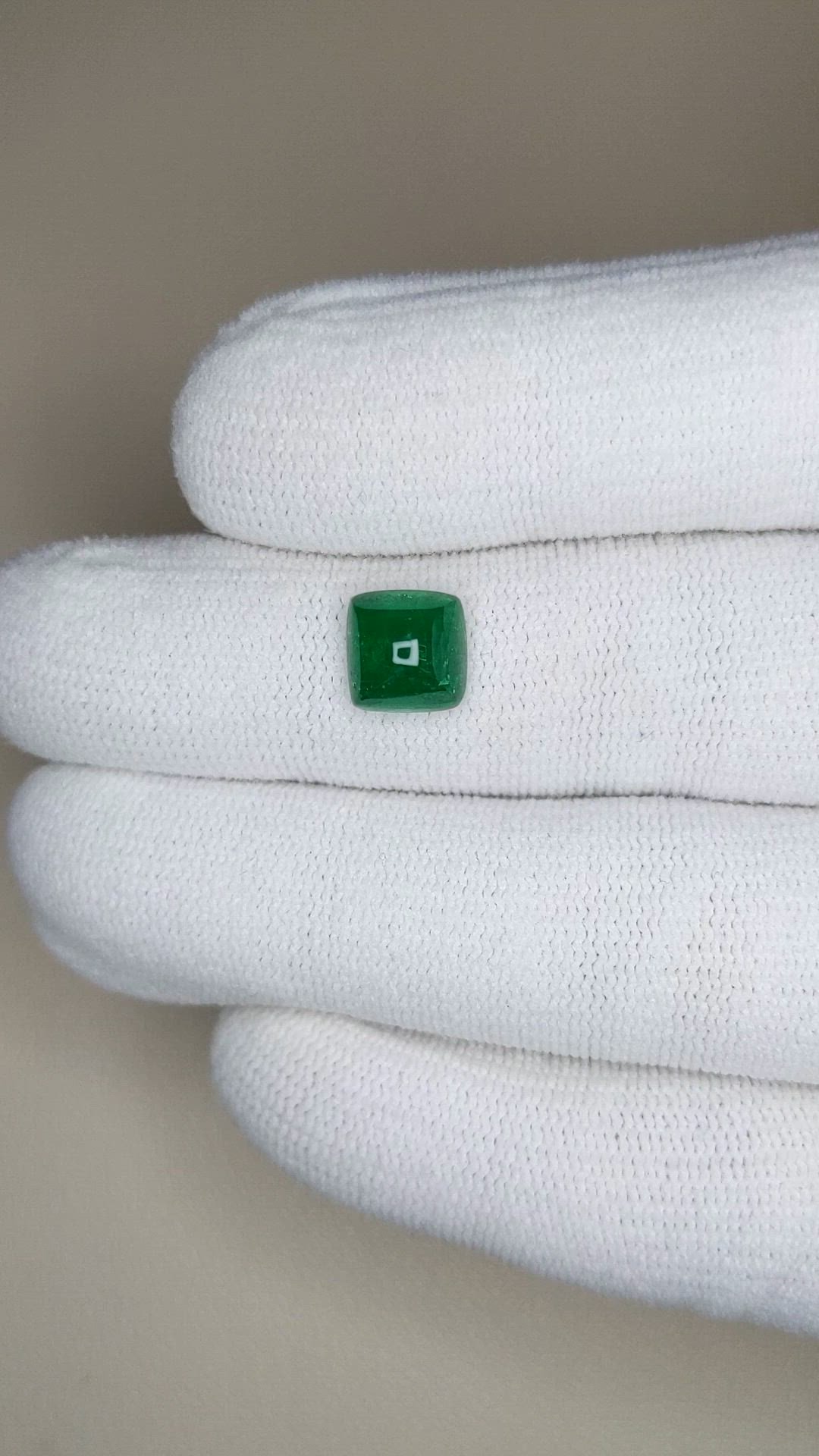 2.24 Ct. Cabochon Emerald from Colombia Size Video