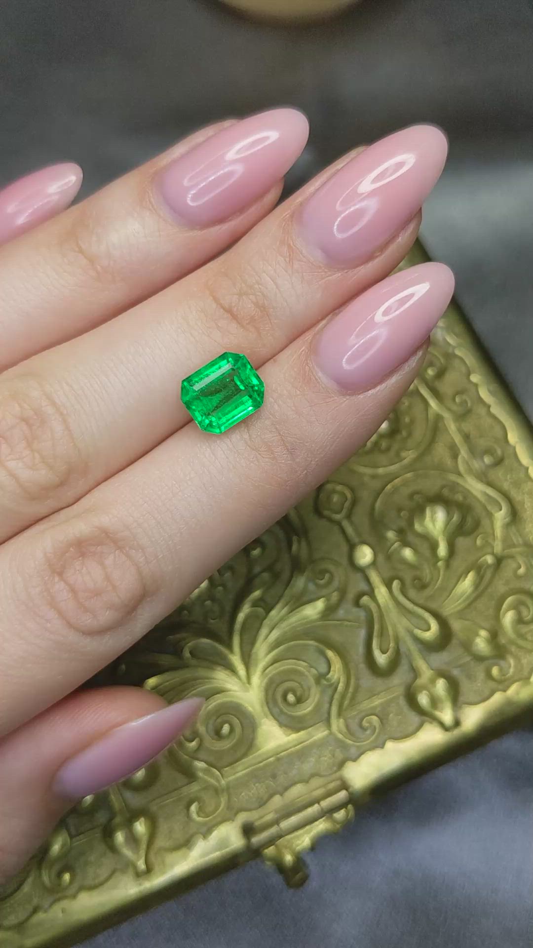 2.73 Ct. Emerald from Zambia Size Video