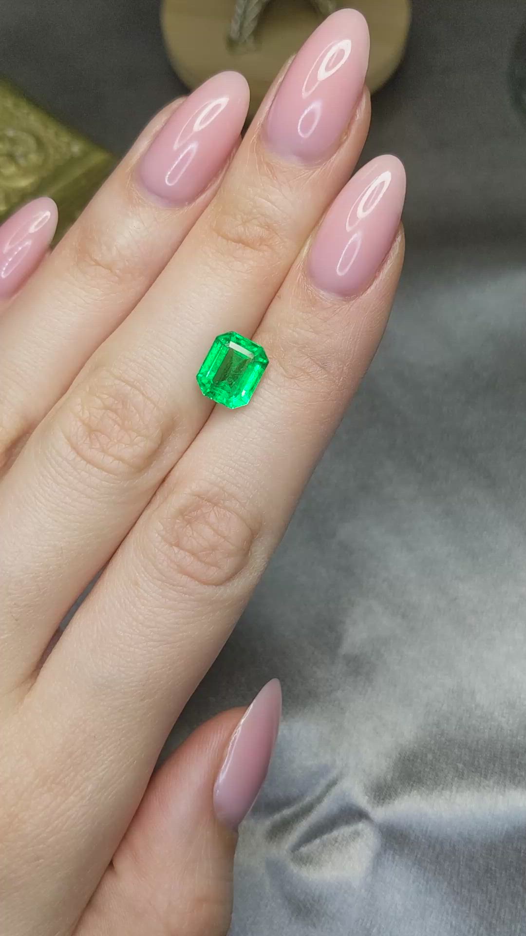 2.73 Ct. Emerald from Zambia Size Video