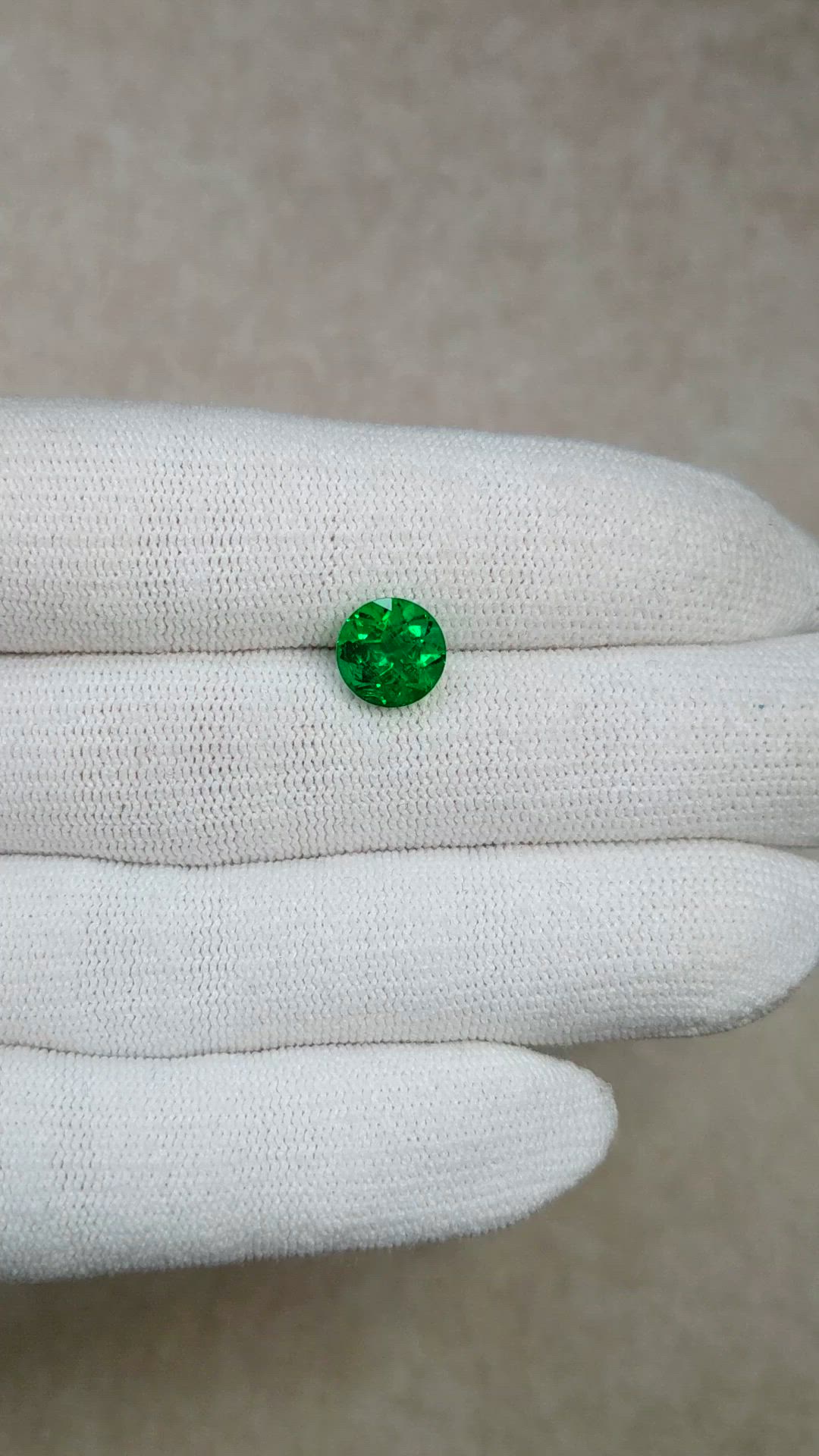 2.17 Ct. Emerald from Zambia Size Video
