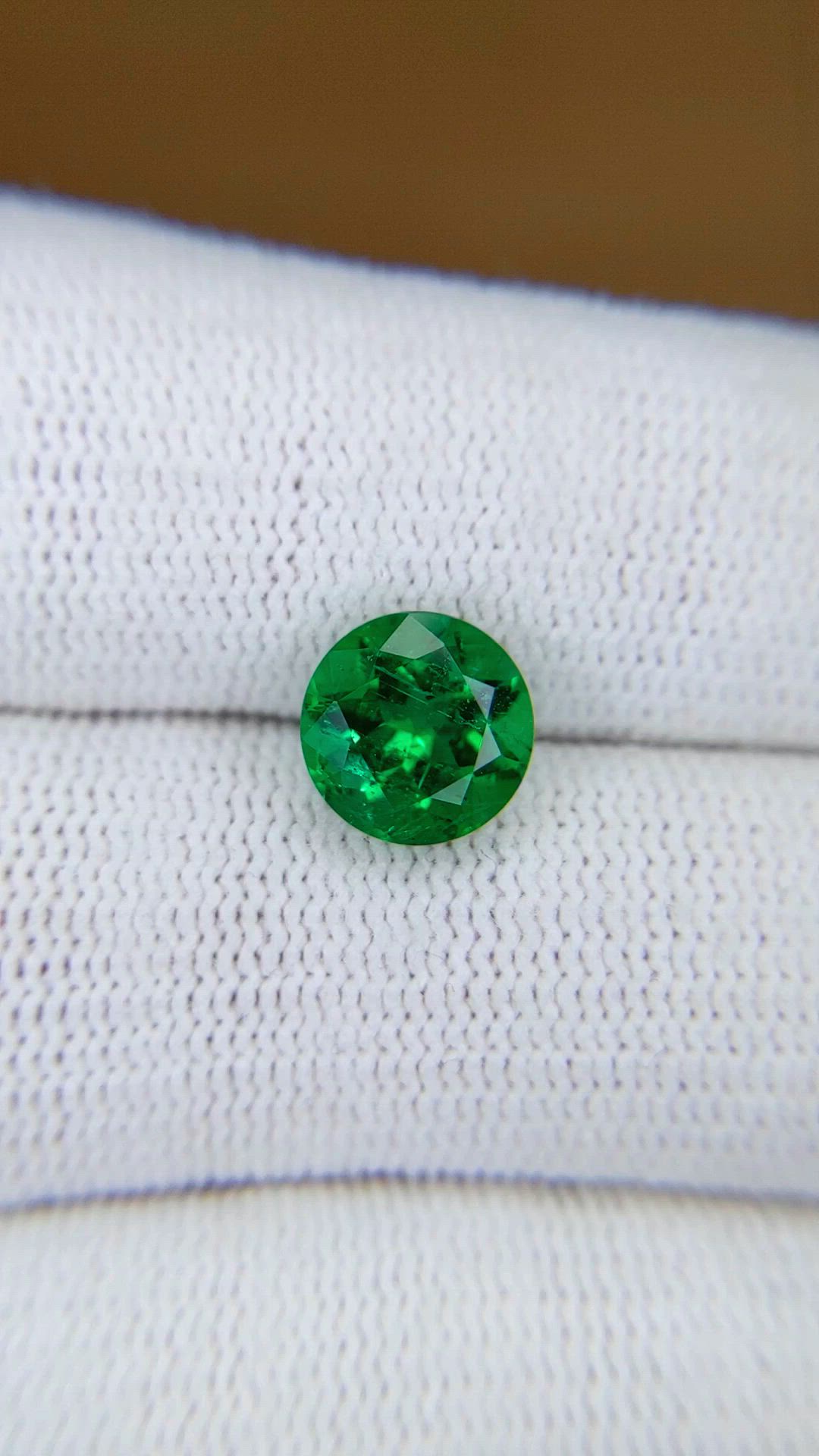 2.17 Ct. Emerald from Zambia Size Video