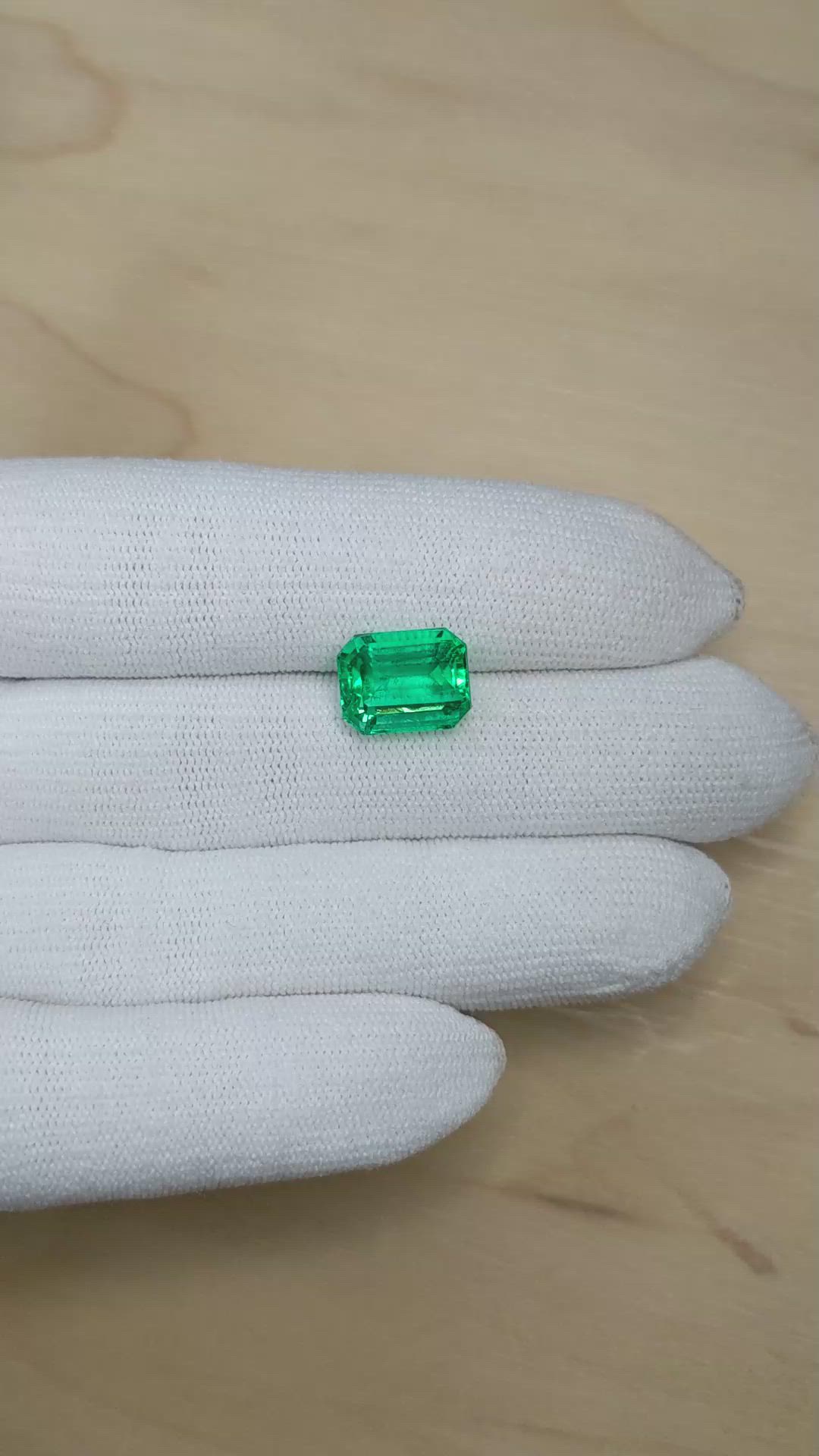 5.94 Ct. Emerald from Colombia Size Video