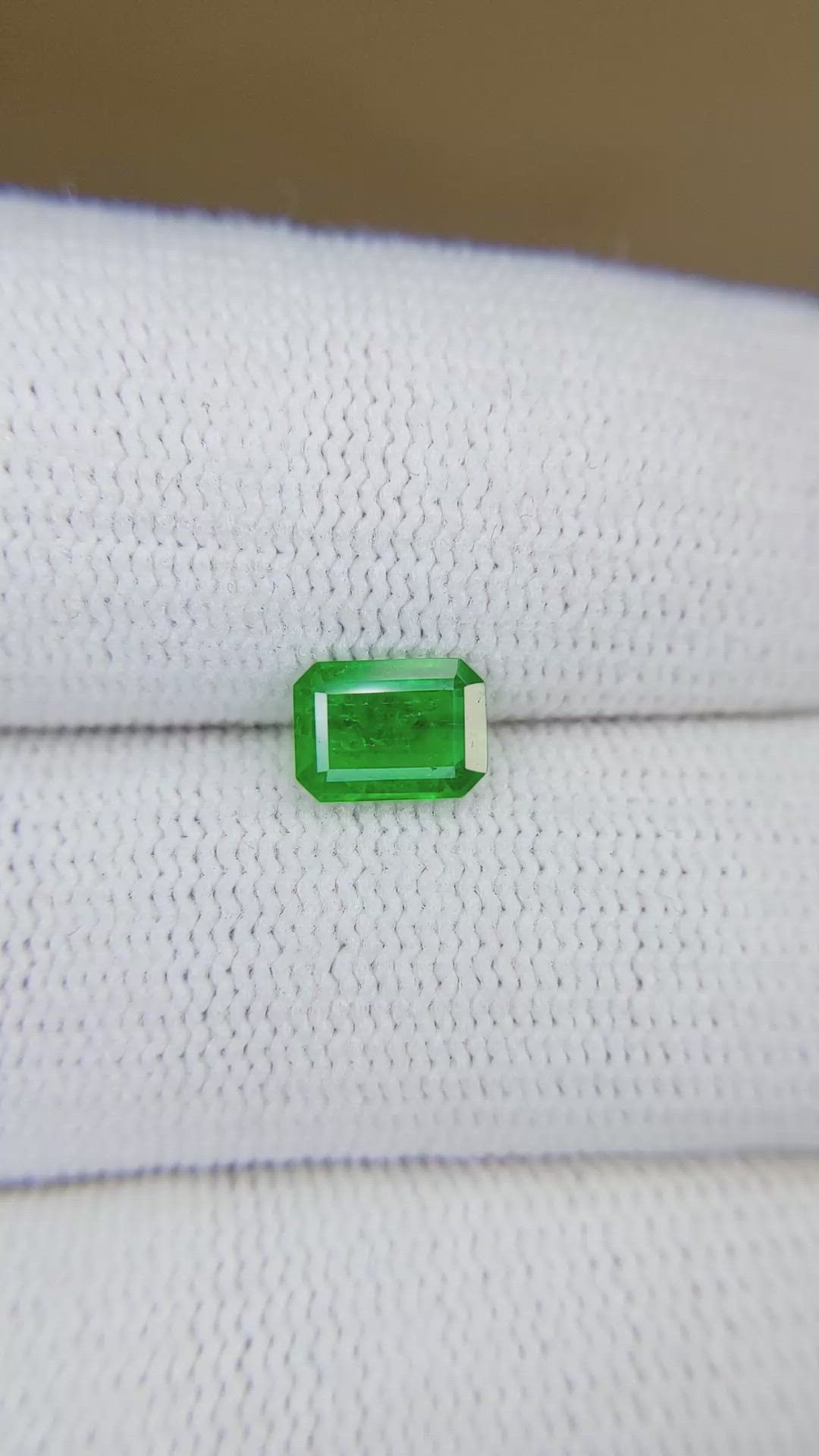 0.72 Ct. Emerald from Afghanistan Size Video
