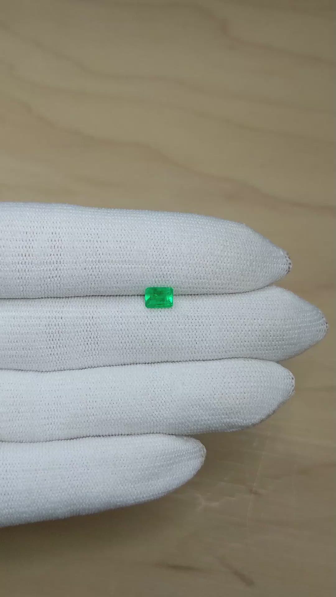 0.64 Ct. Emerald from Afghanistan Size Video