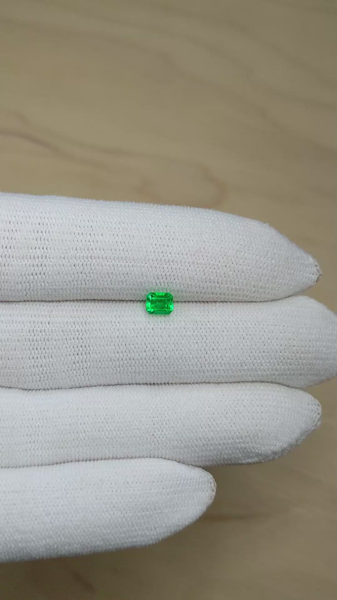 0.50 Ct. Emerald from Afghanistan Size Video