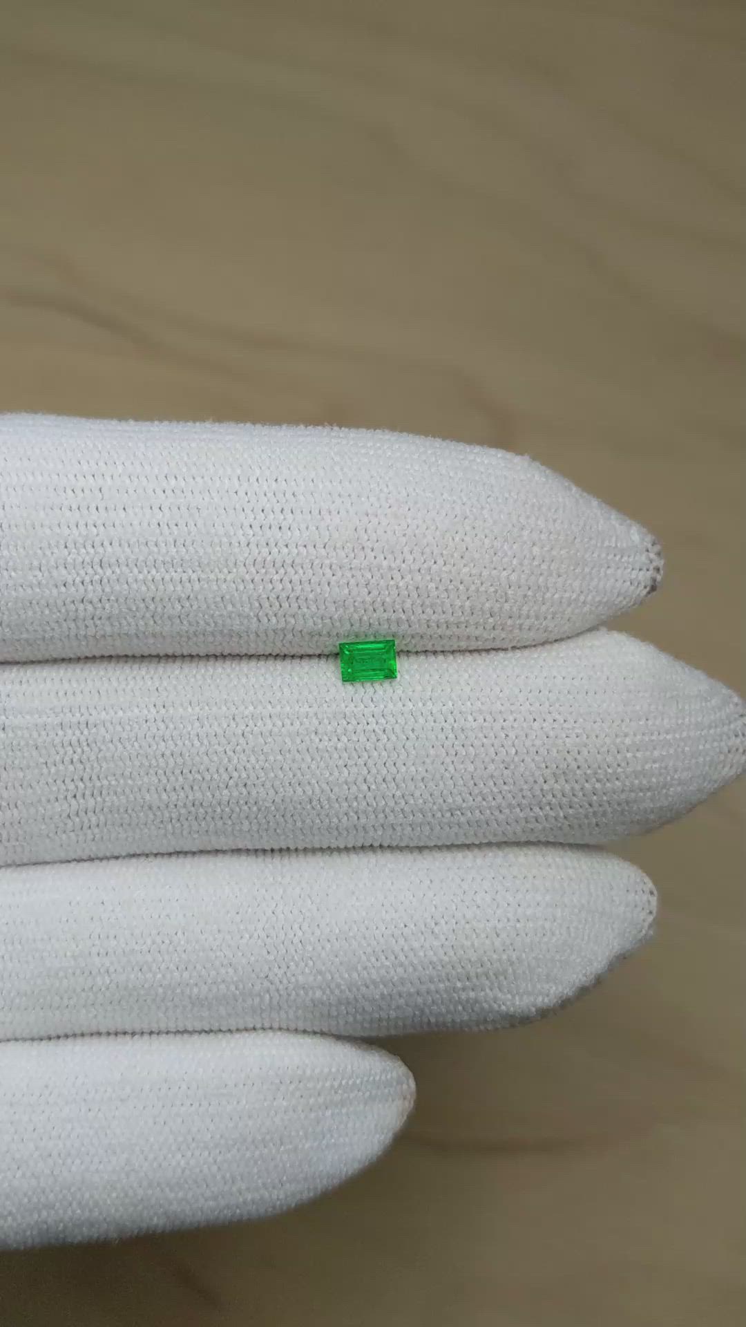 0.19 Ct. Emerald from Afghanistan Size Video