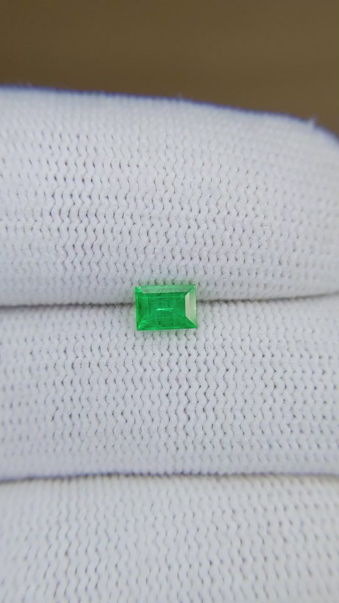 0.38 Ct. Emerald from Afghanistan Size Video