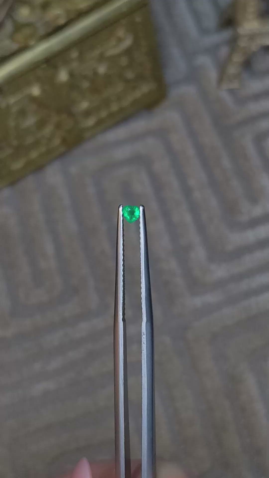 0.10 Ct. Emerald from Afghanistan Size Video