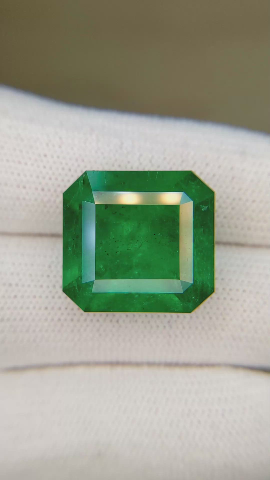 15.07 Ct. Emerald from Colombia Size Video