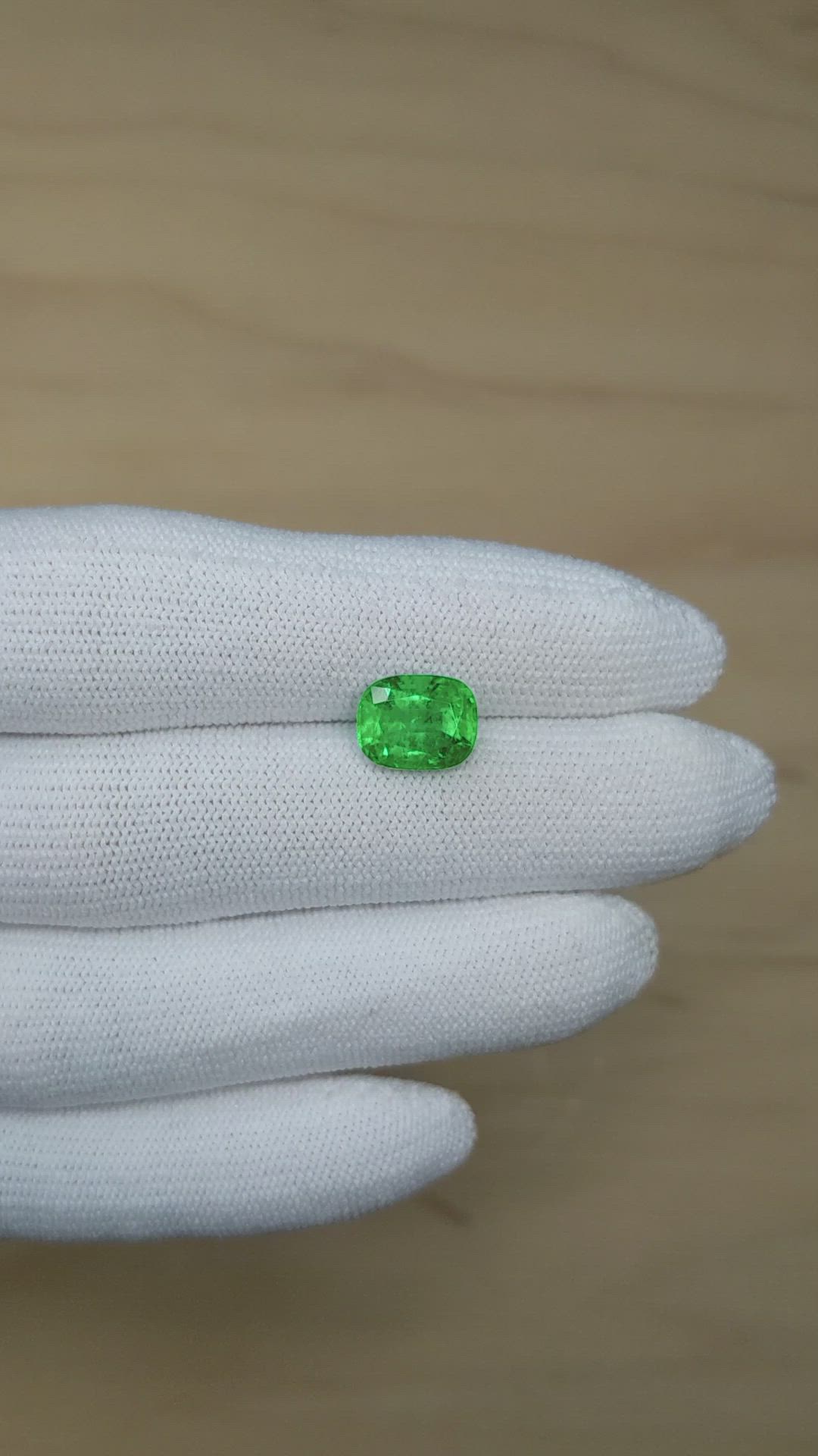 2.73 Ct. Emerald from Colombia Size Video
