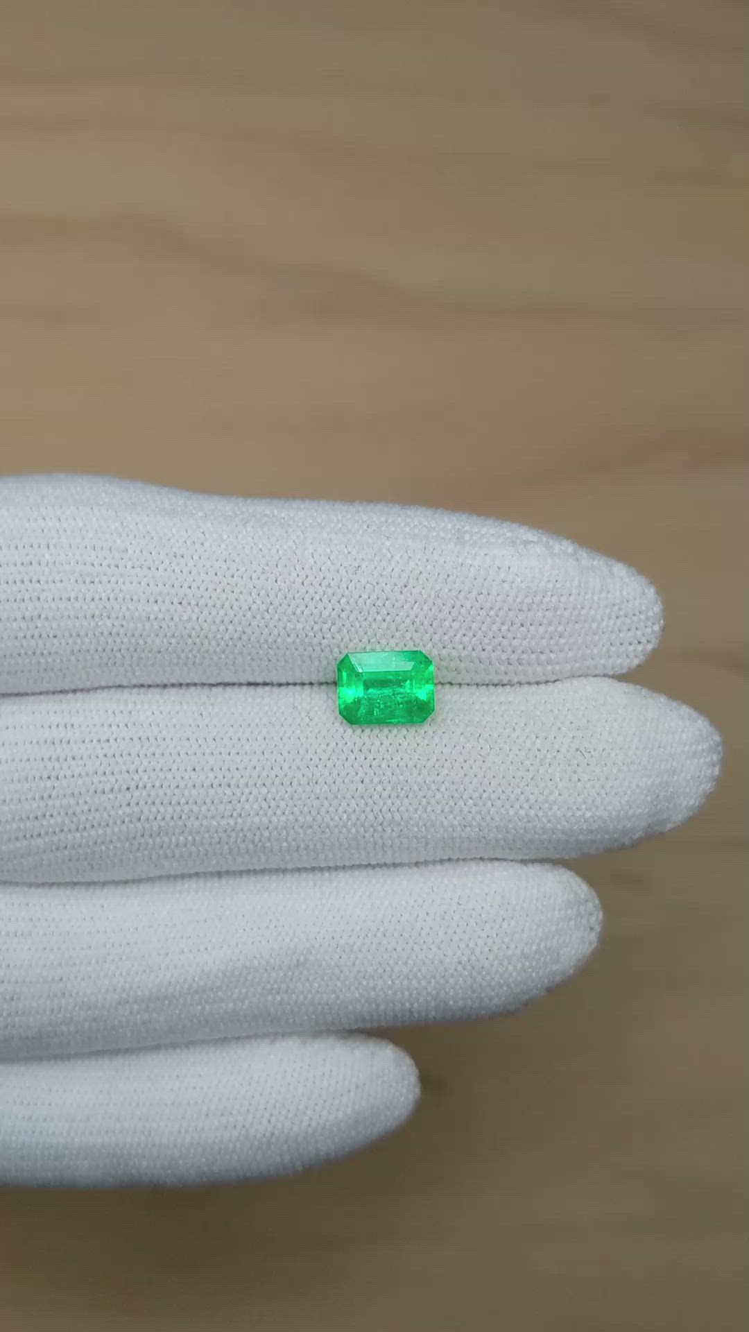 1.29 Ct. Emerald from Colombia Size Video