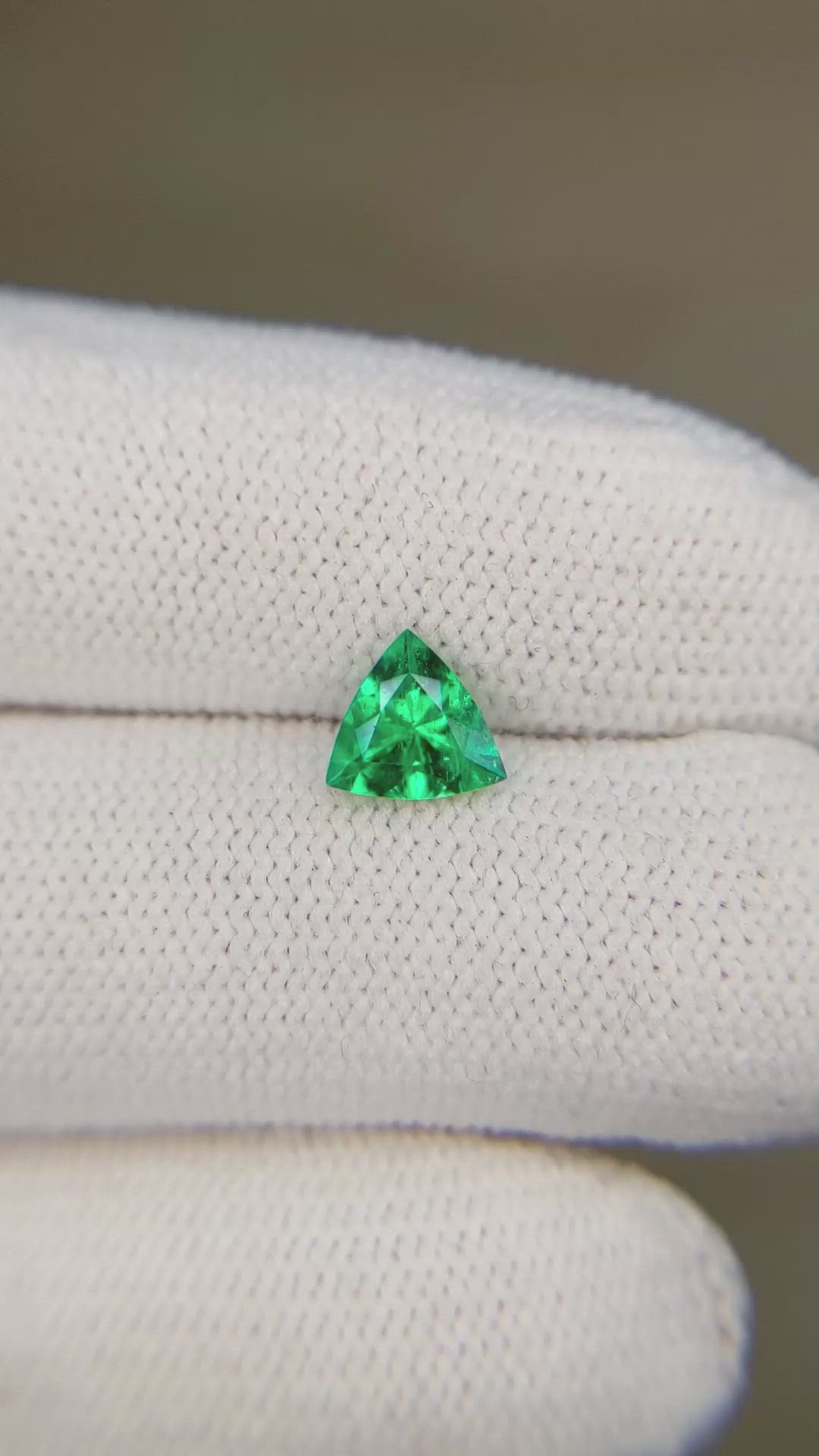0.57 Ct. Emerald from Colombia Size Video