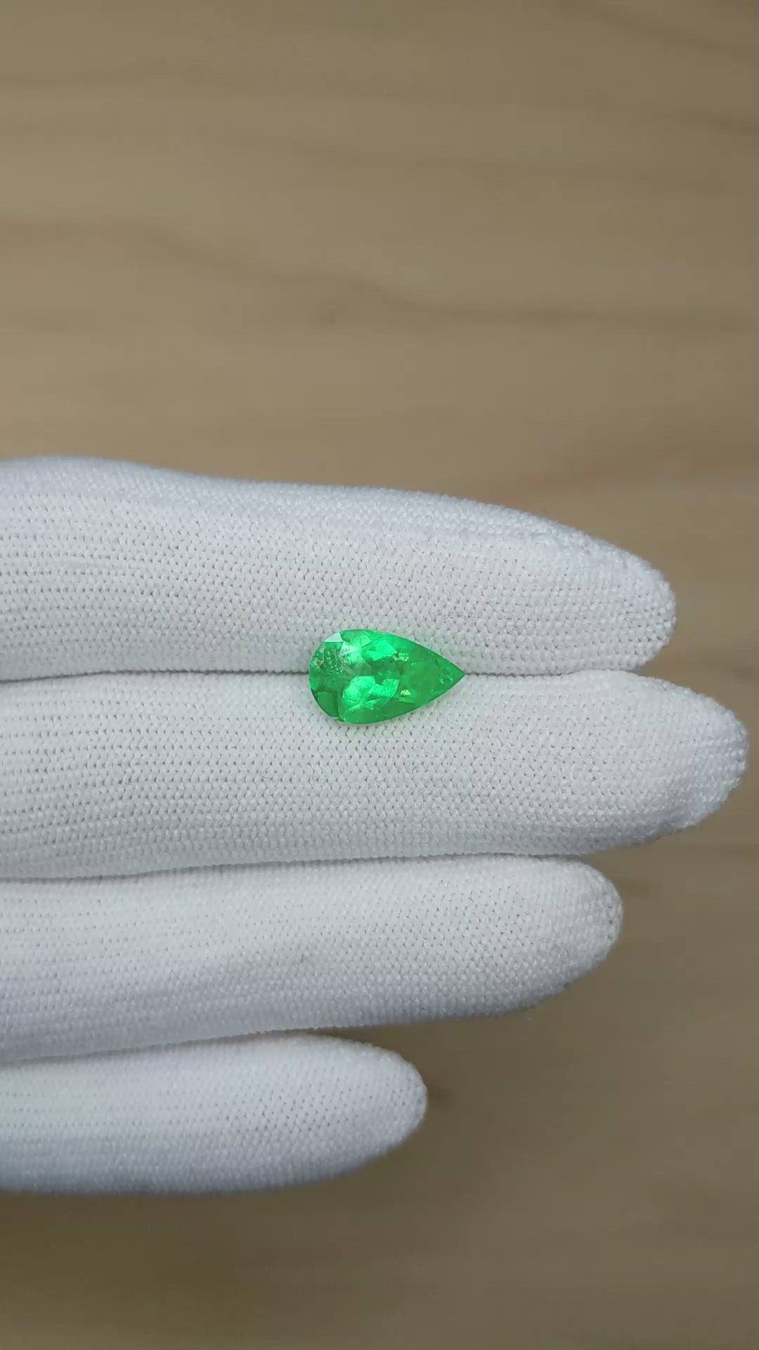 2.11 Ct. Emerald from Colombia Size Video