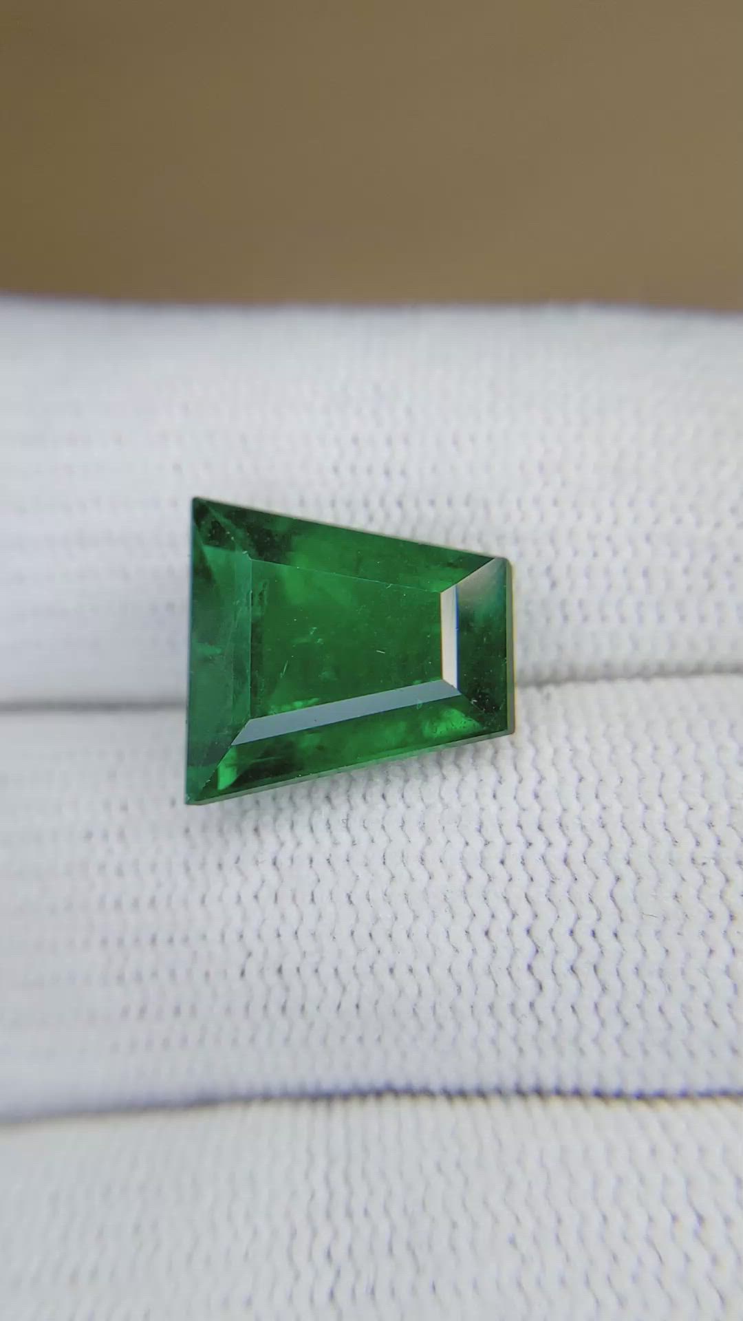 6.38 Ct. Emerald from Zambia Size Video
