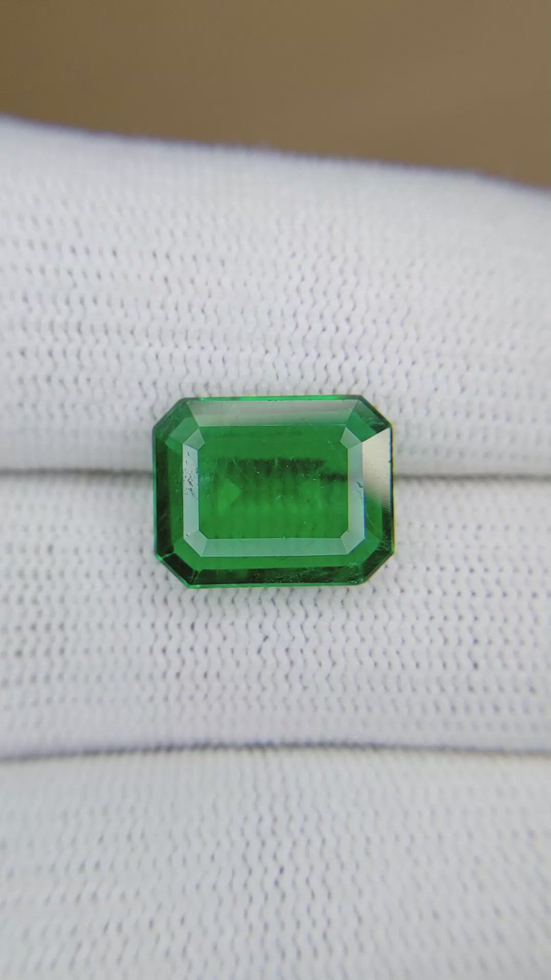 4.79 Ct. Emerald from Zambia Size Video
