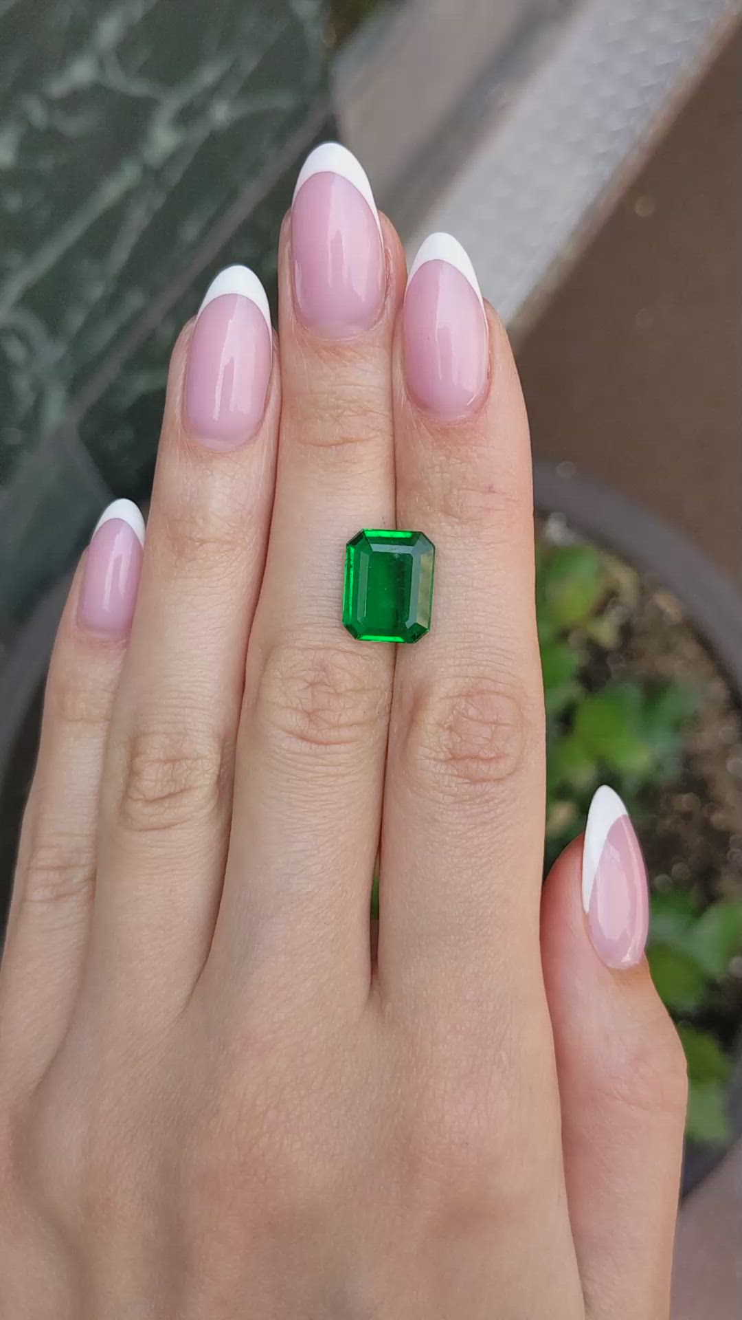 4.79 Ct. Emerald from Zambia Size Video