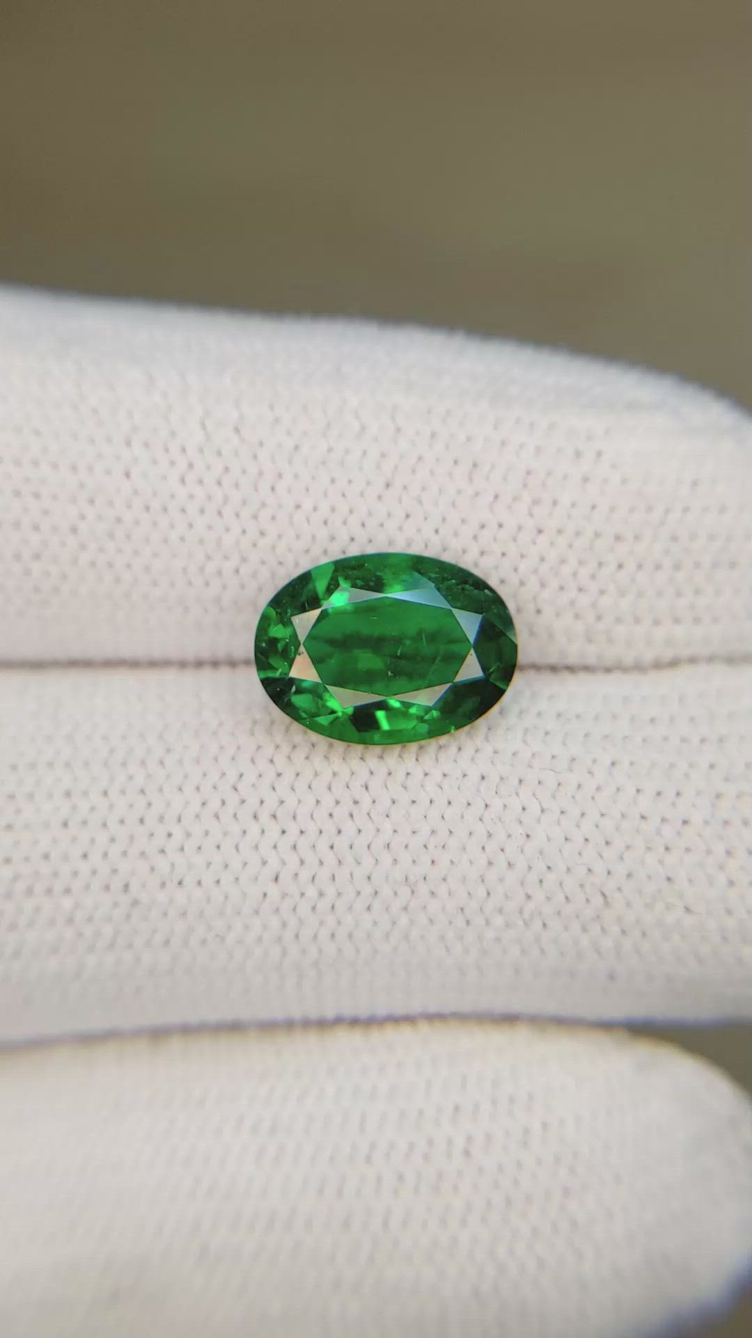 2.22 Ct. Emerald from Zambia Size Video