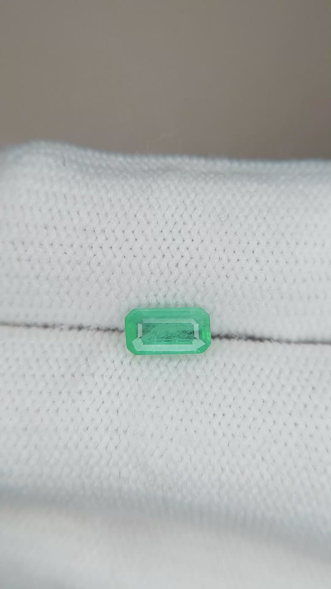 0.62 Ct. Emerald from Zambia Size Video