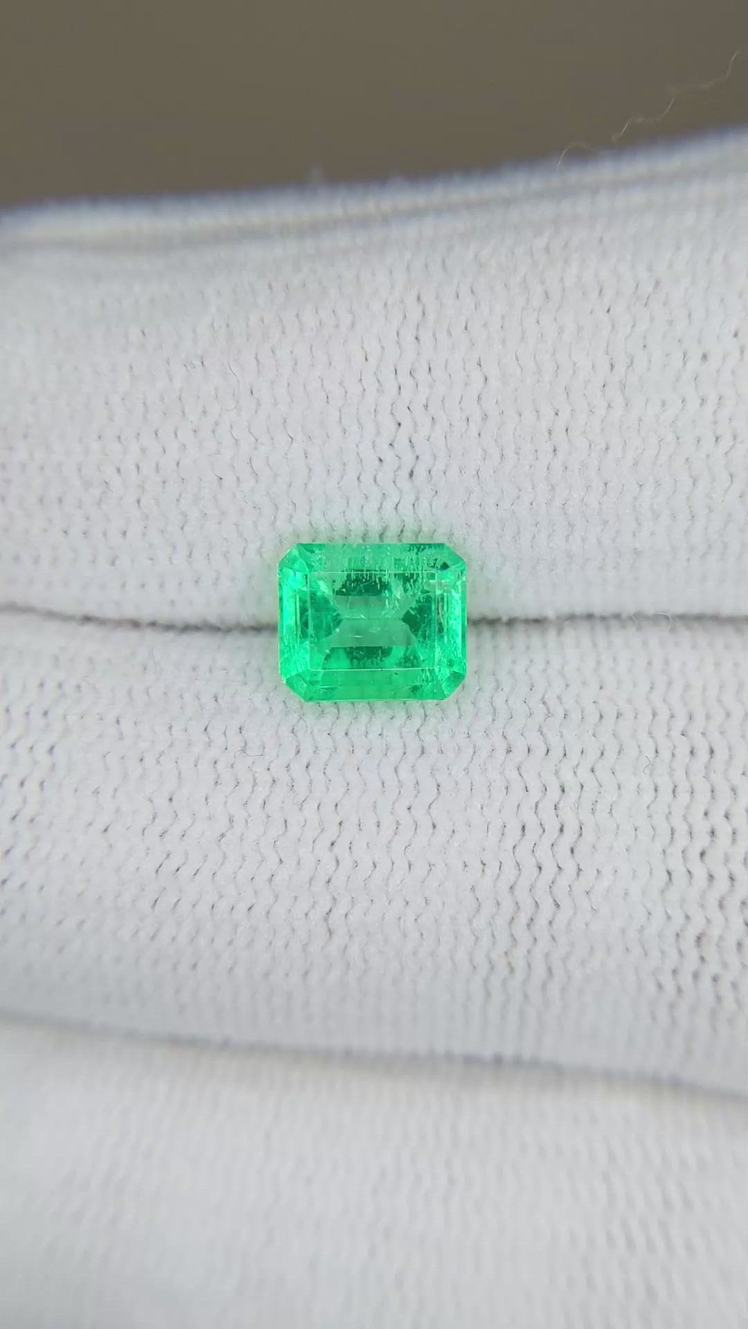 1.38 Ct. Emerald from Colombia Size Video