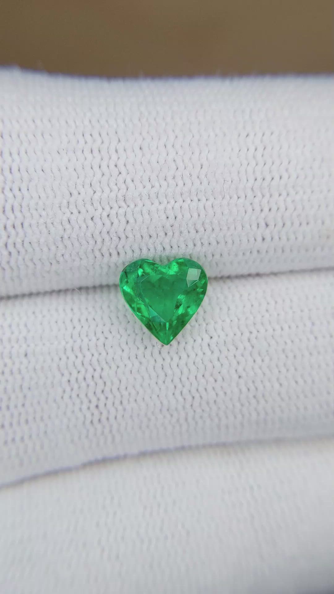 1.37 Ct. Emerald from Colombia Size Video