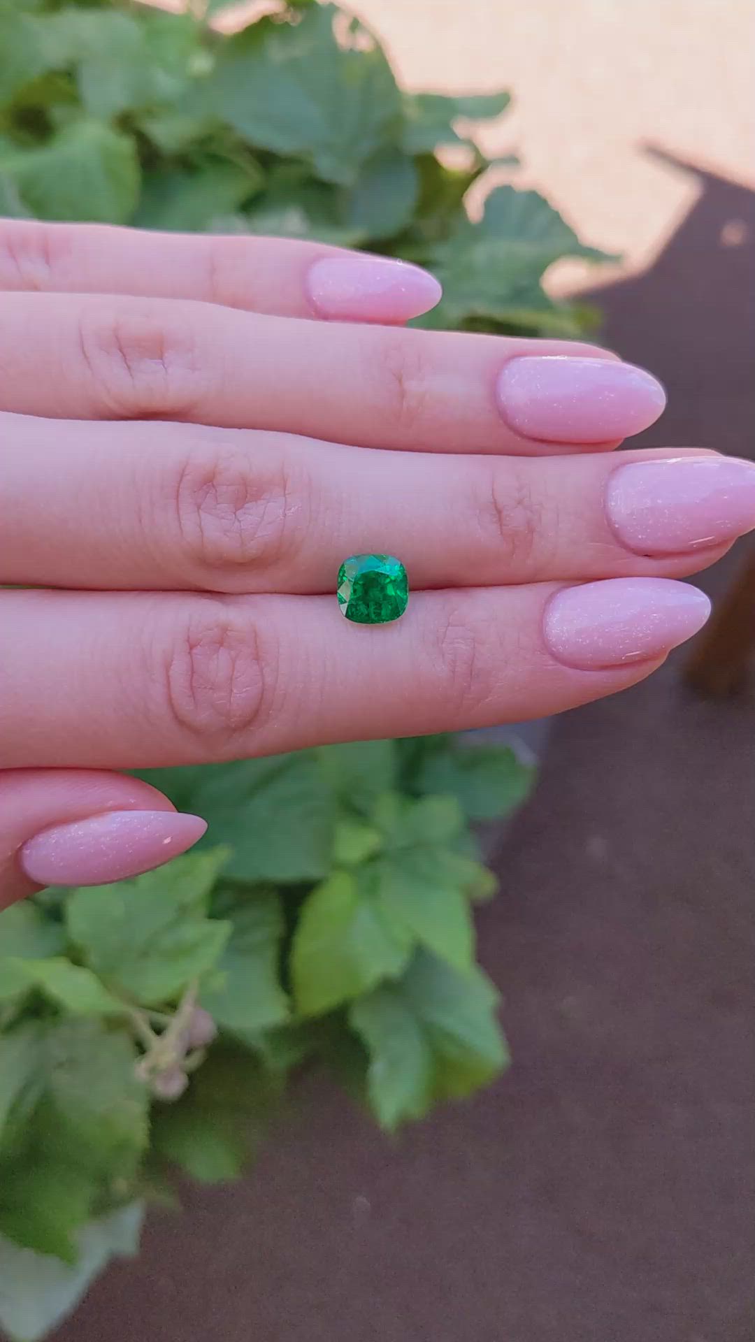 2.32 Ct. Emerald from Zambia Size Video
