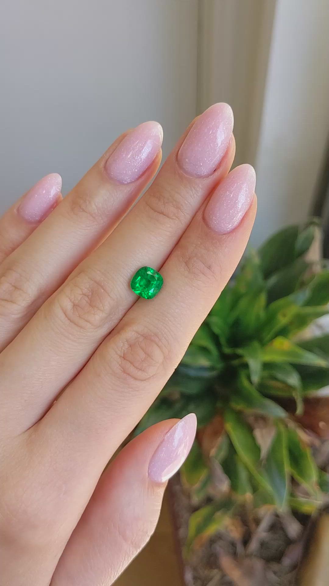 2.32 Ct. Emerald from Zambia Size Video