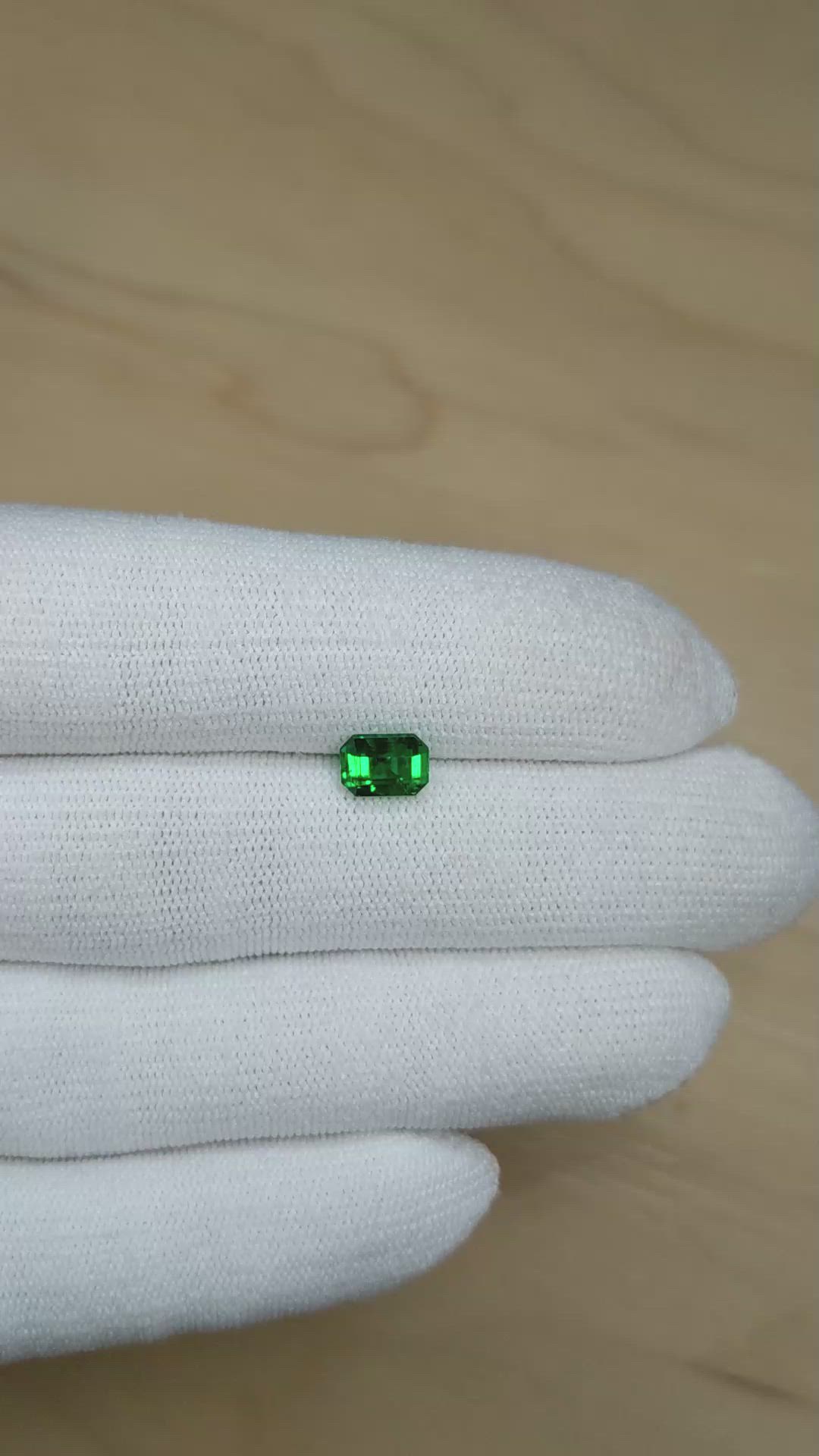 1.09 Ct. Emerald from Zambia Size Video