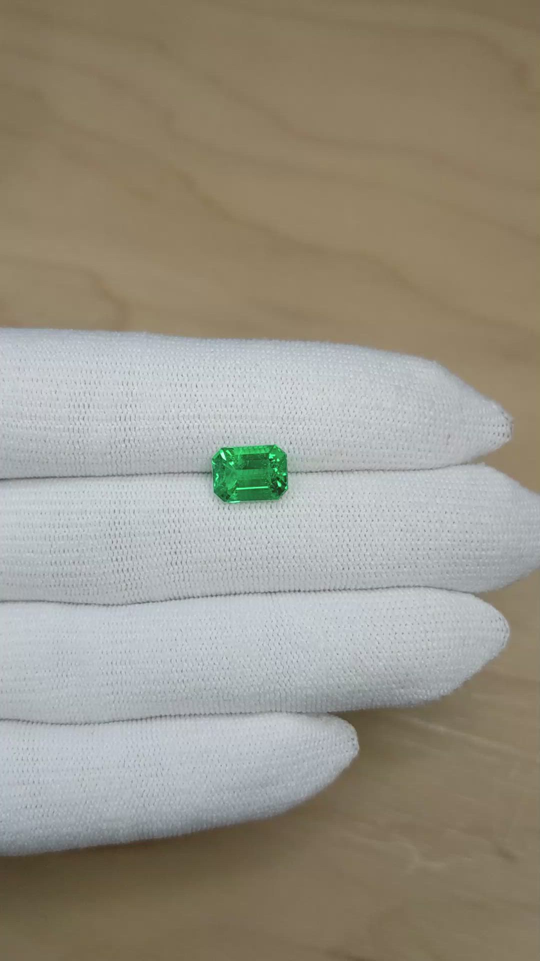 2.82 Ct. Emerald from Zambia Size Video
