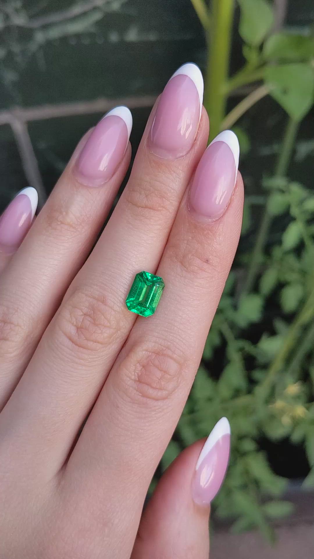 2.82 Ct. Emerald from Zambia Size Video