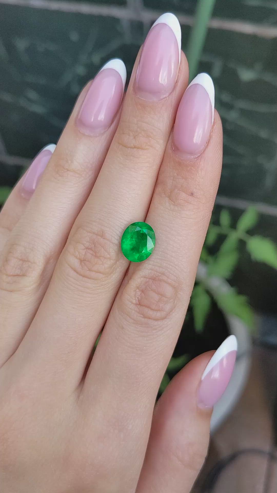 2.79 Ct. Emerald from Colombia Size Video