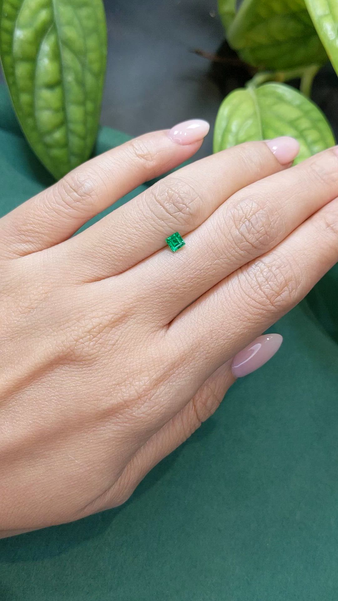 0.30 Ct. Emerald from Russia Size Video