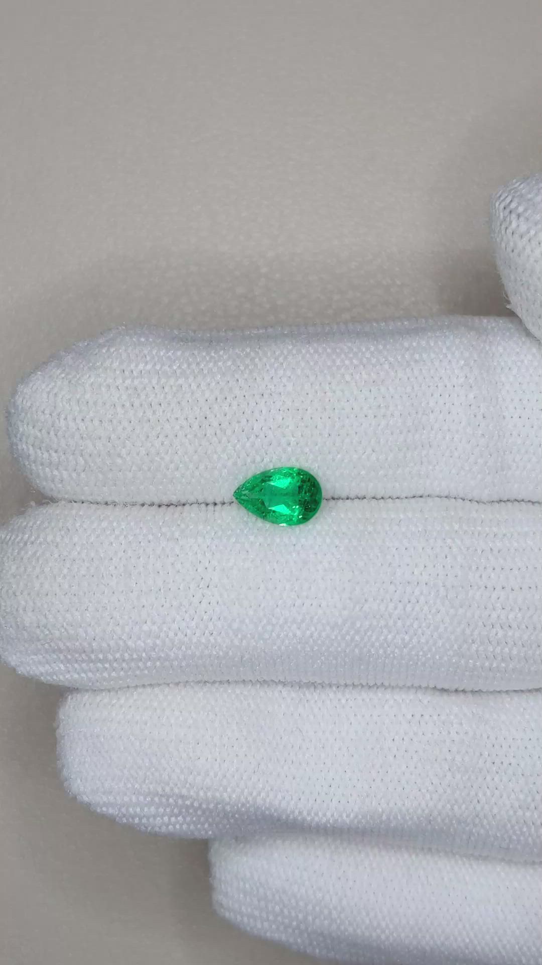 0.80 Ct. Emerald from Russia Size Video